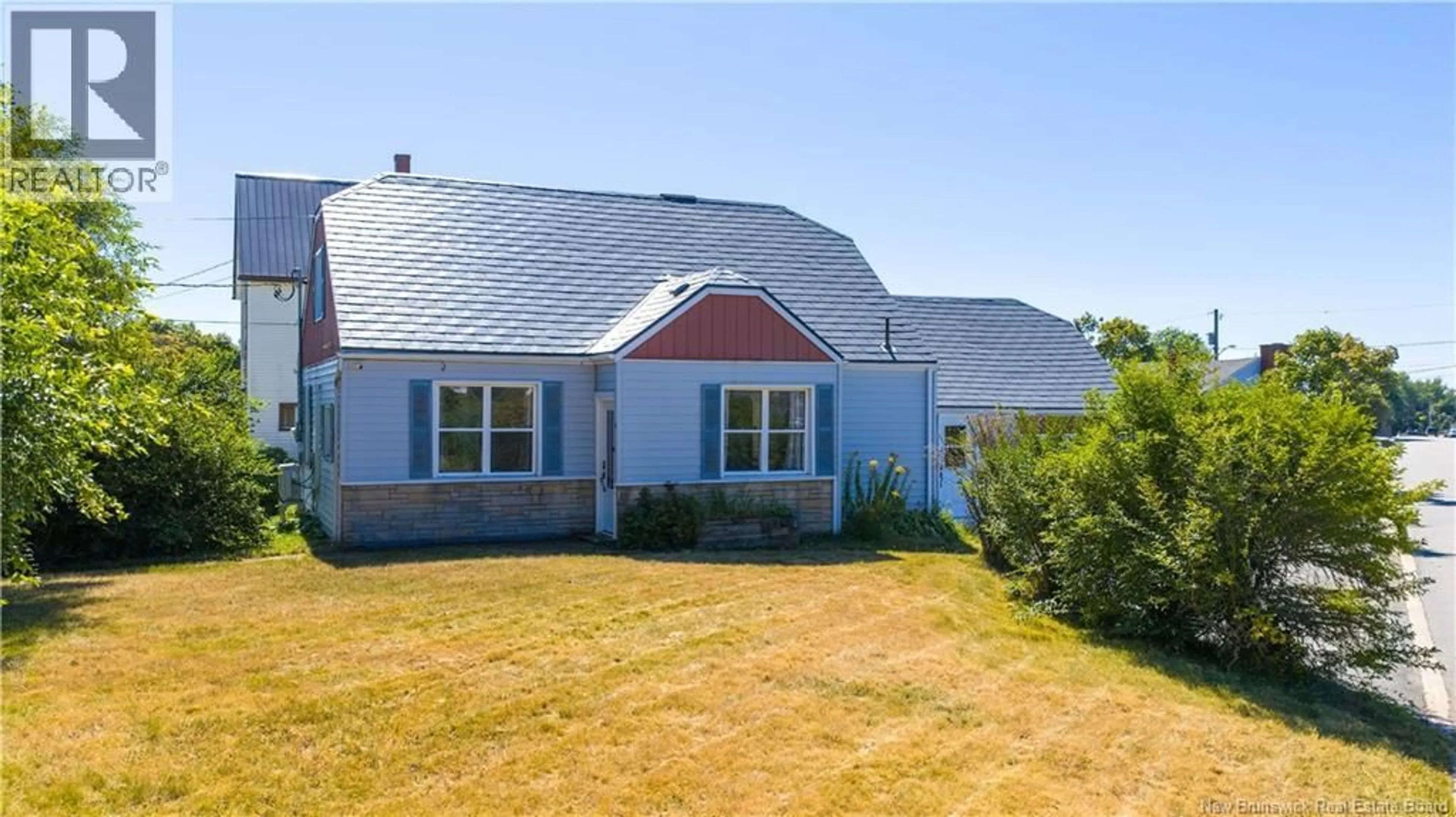 A pic from outside/outdoor area/front of a property/back of a property/a pic from drone, unknown for 20 JEAN STREET, Saint John New Brunswick E2J1J9