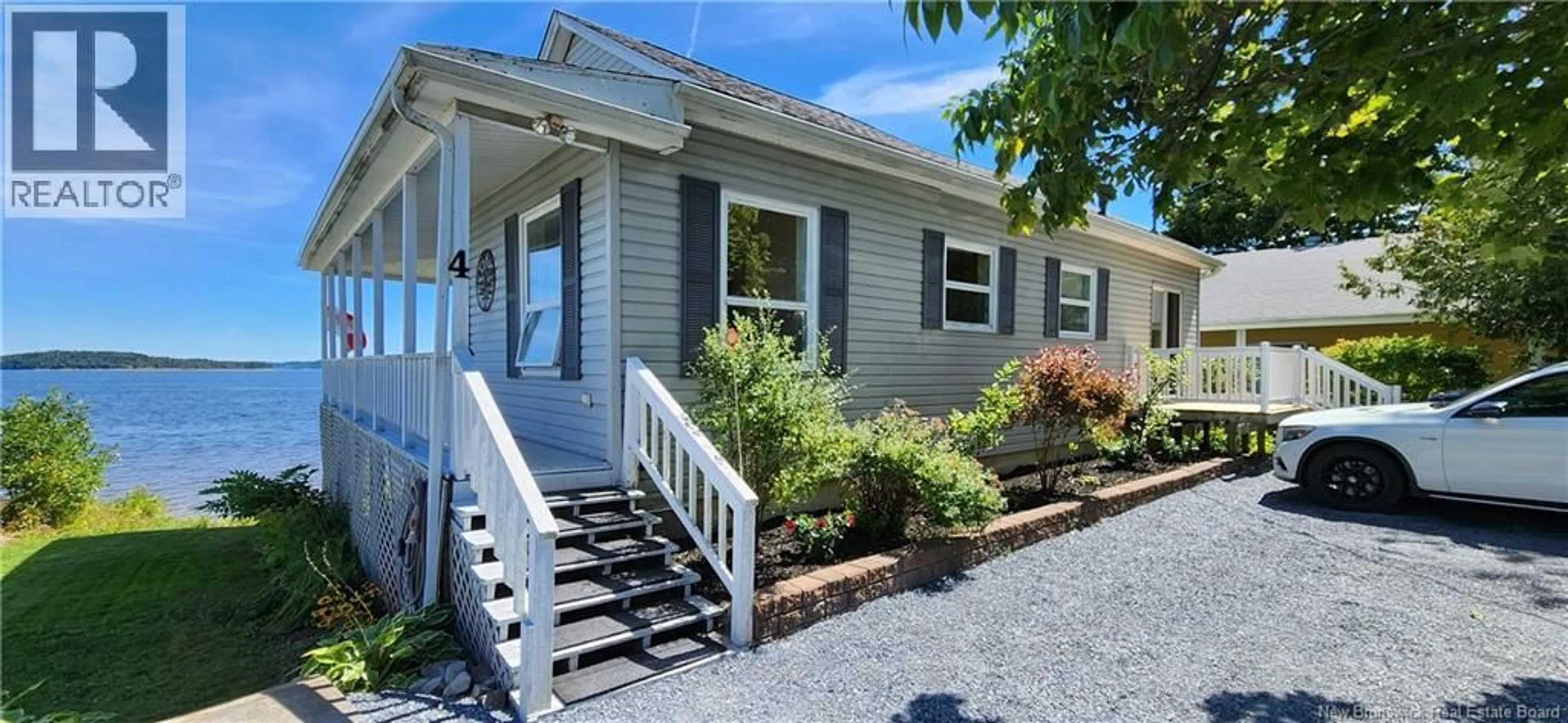 Home with vinyl exterior material, street for 4 FIRST STREET, Grand Bay-Westfield New Brunswick E5K1P2