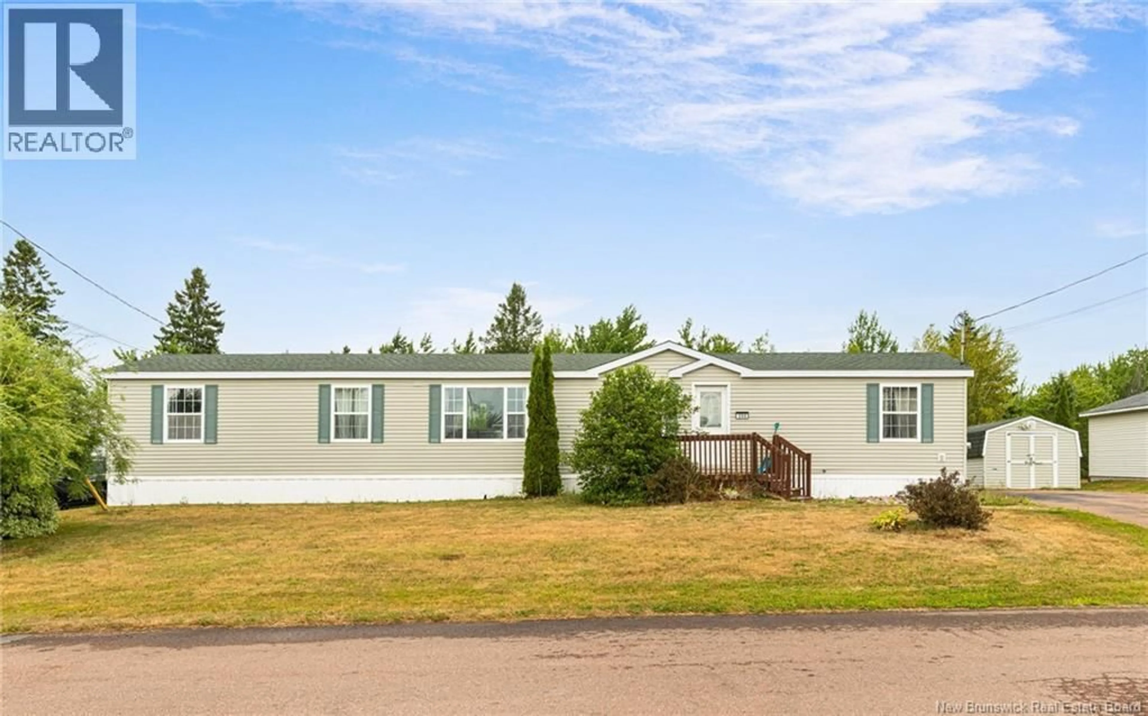 Home with vinyl exterior material, unknown for 208 NEPISIGUIT DRIVE, Dieppe New Brunswick E1A7N1