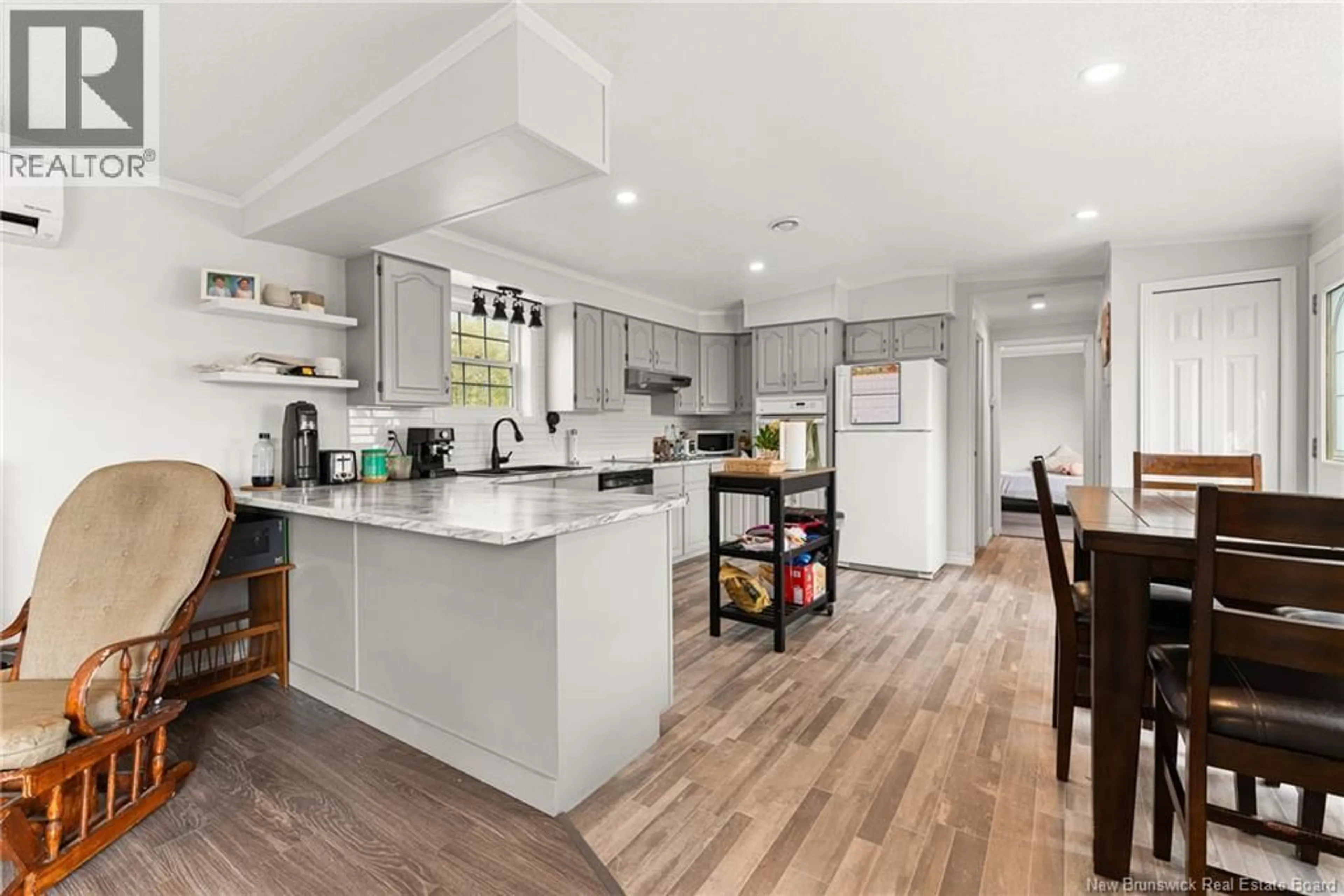 Open concept kitchen, unknown for 208 NEPISIGUIT DRIVE, Dieppe New Brunswick E1A7N1