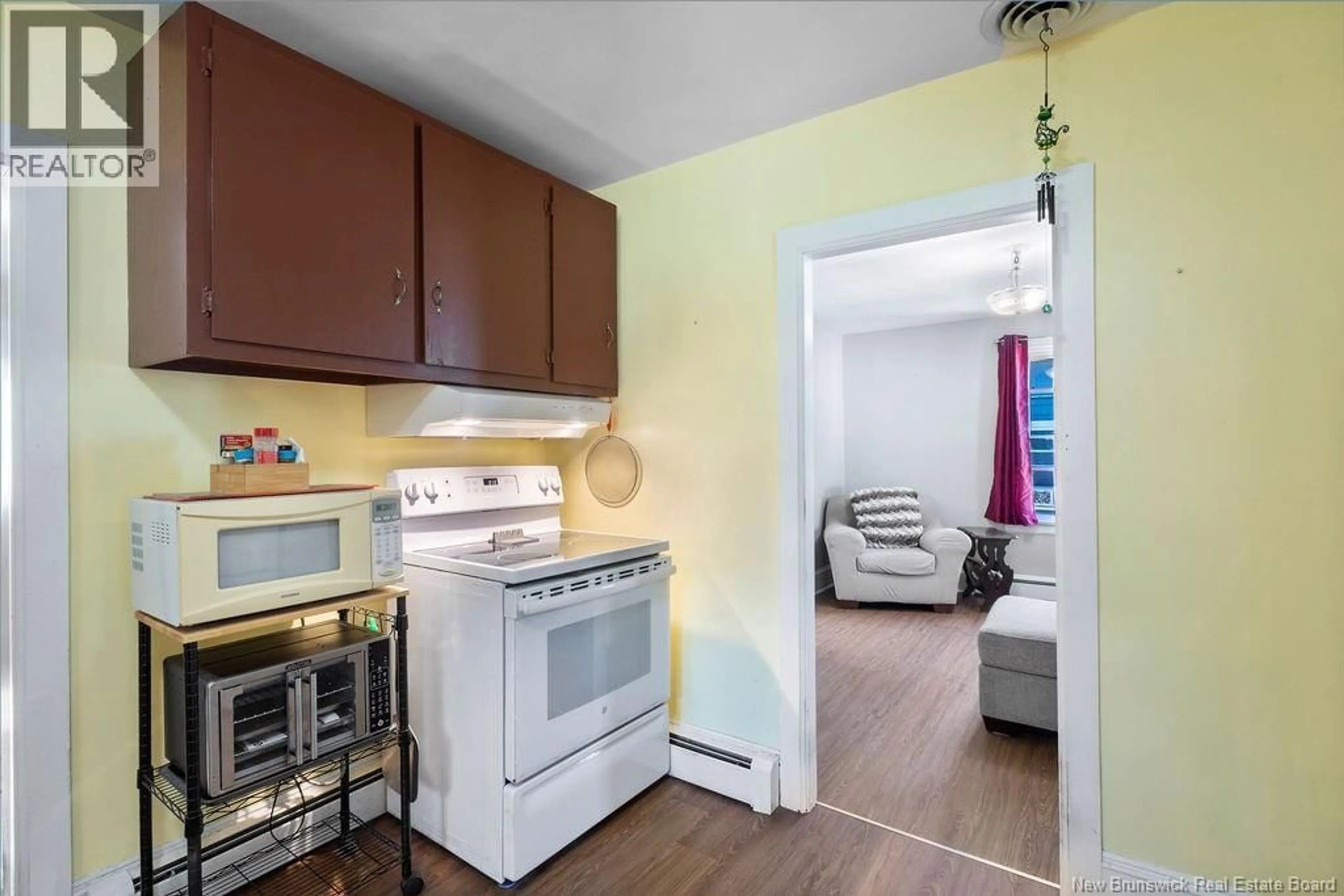 Standard kitchen, unknown for 55 QUEEN STREET, Miramichi New Brunswick E1N2M7