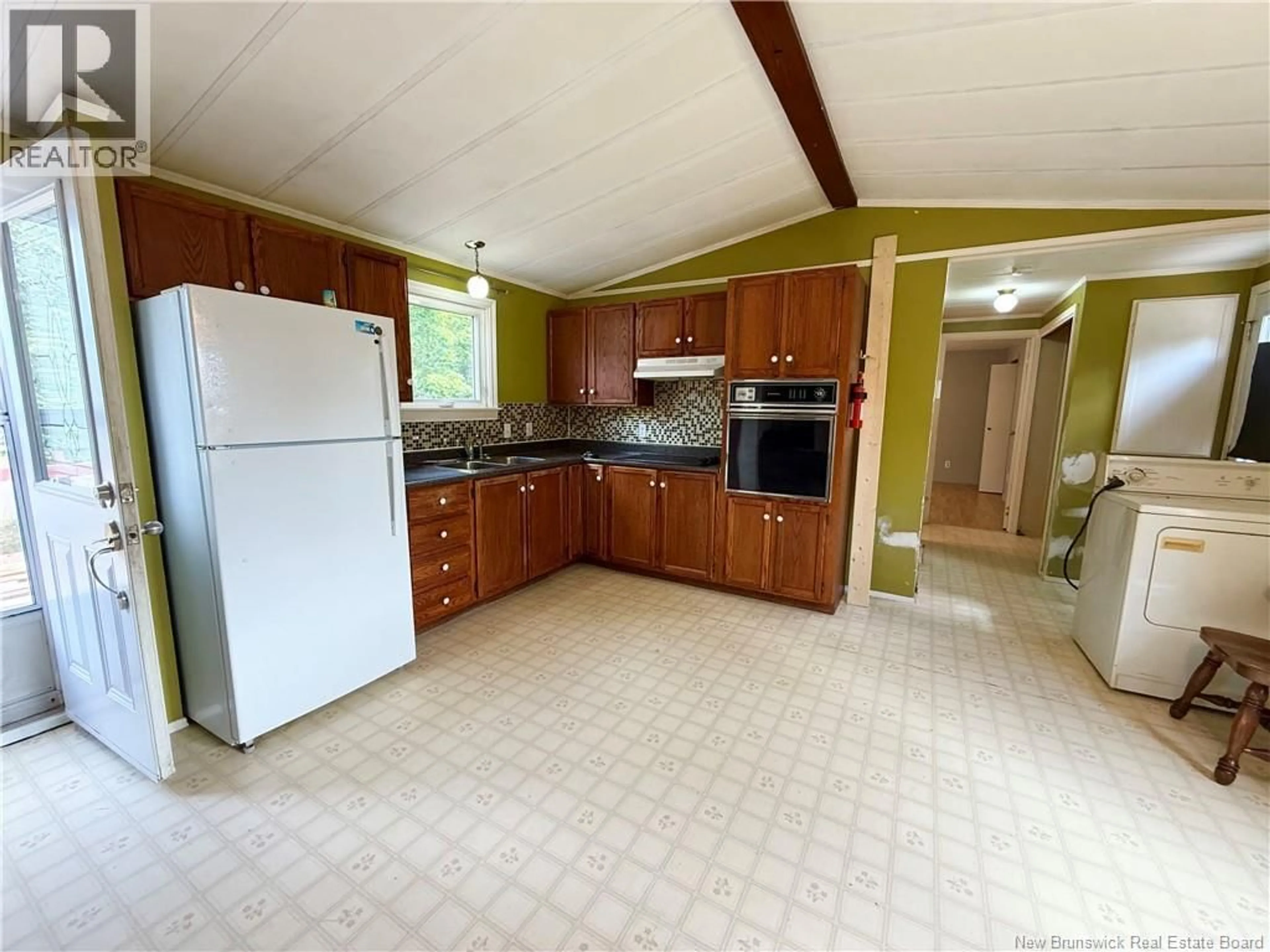 Standard kitchen, unknown for 3 BLUE JAY STREET, Moncton New Brunswick E1H2S1