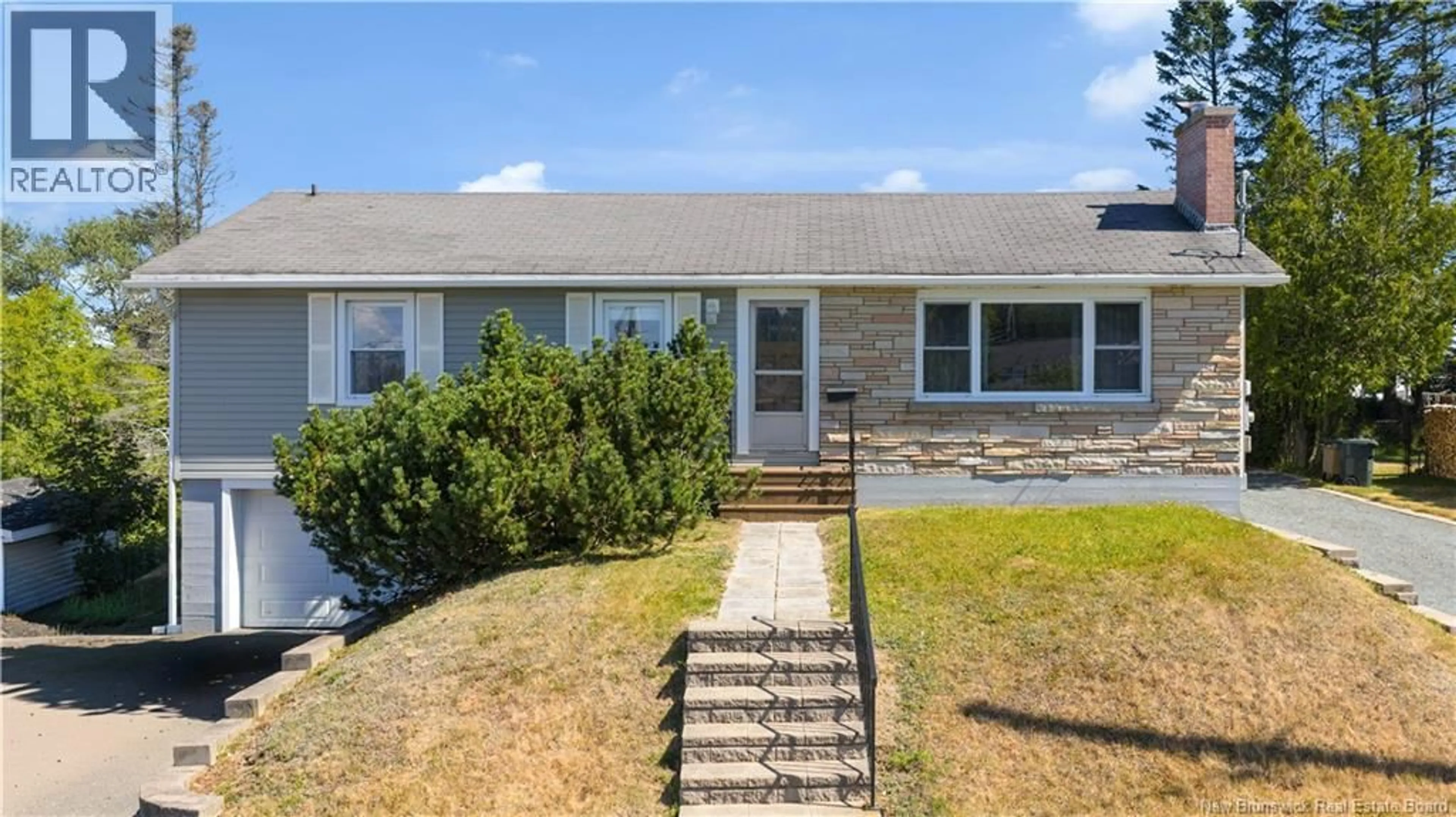 Home with vinyl exterior material, unknown for 903 DANELLS DRIVE, Saint John New Brunswick E2M3H4