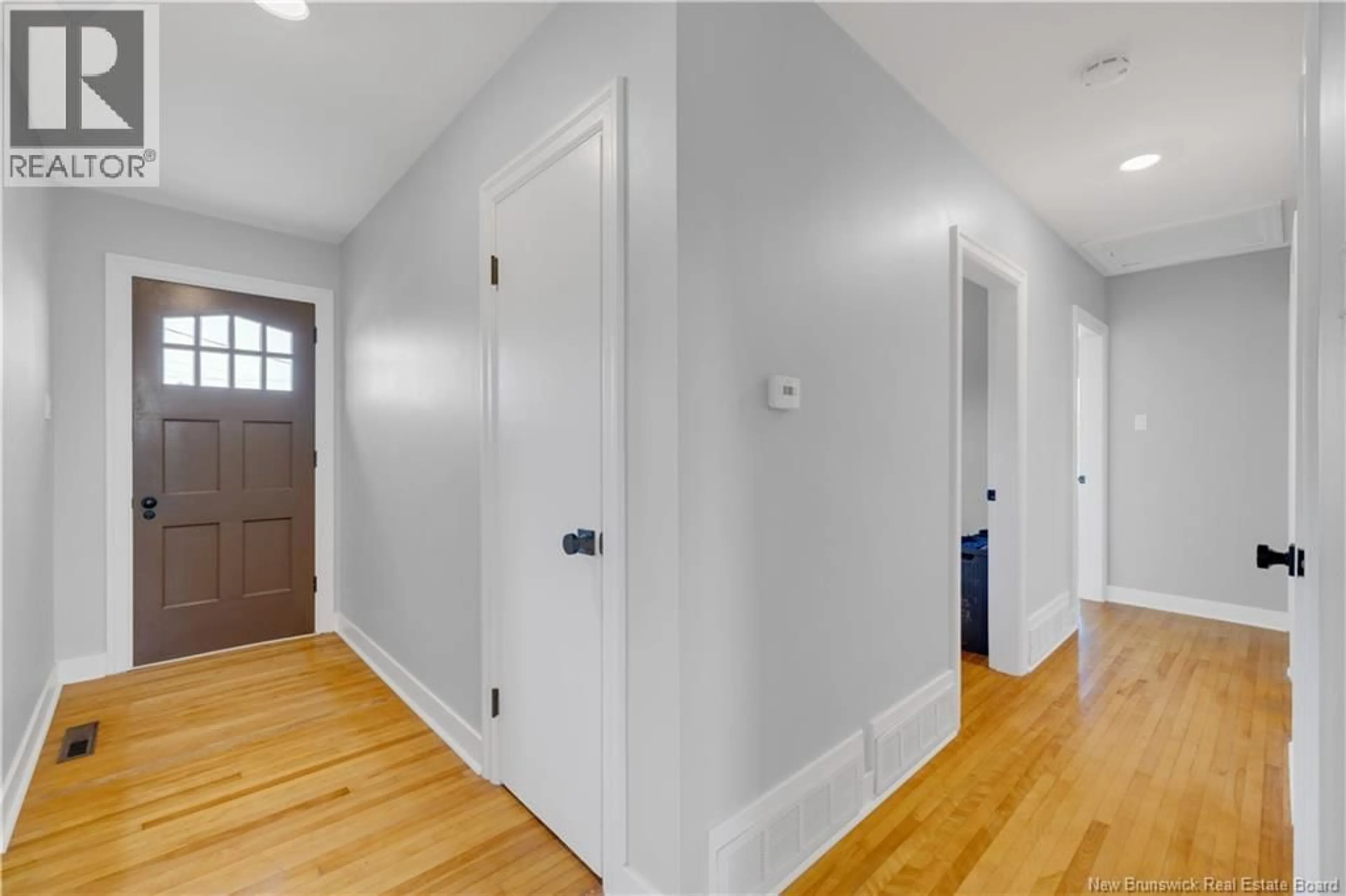 Indoor entryway for 903 DANELLS DRIVE, Saint John New Brunswick E2M3H4