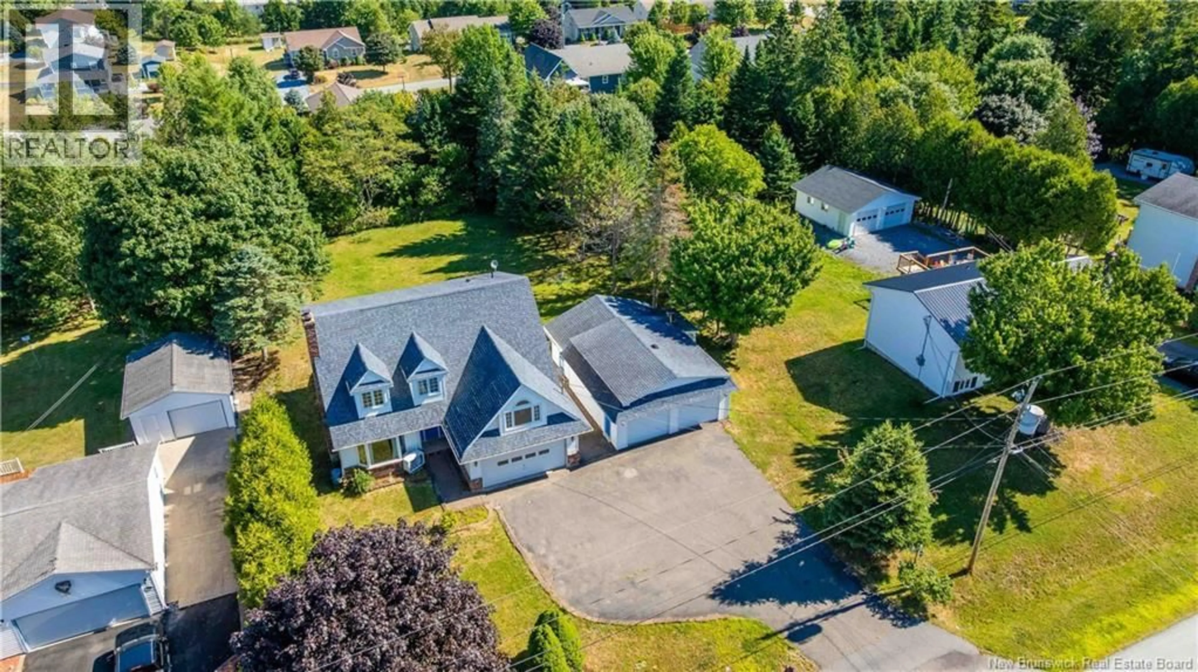 A pic from outside/outdoor area/front of a property/back of a property/a pic from drone, street for 31 LIONEL DRIVE, Quispamsis New Brunswick E2E1K6