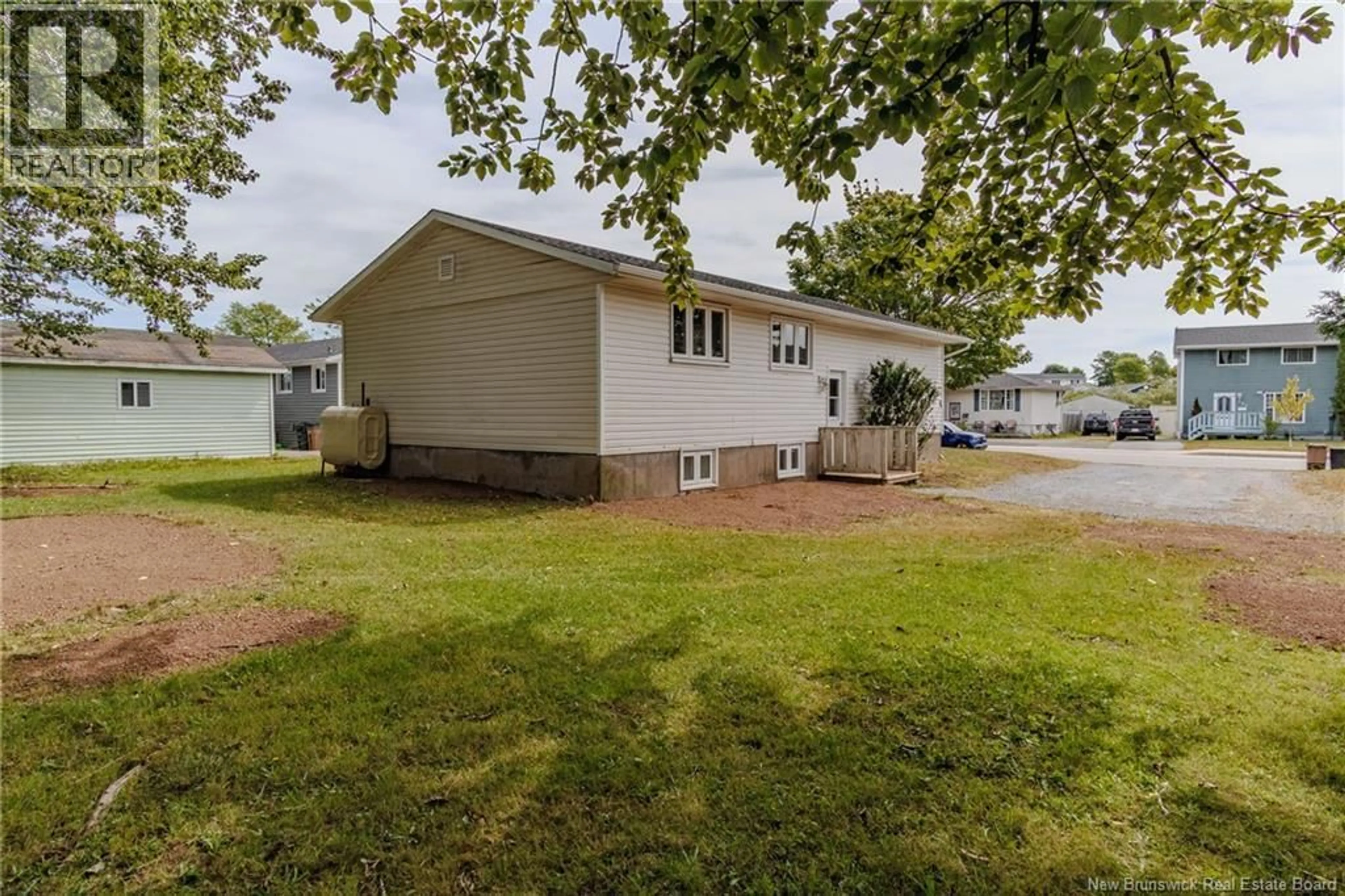 Unknown for 585 BONITA AVENUE, Saint John New Brunswick E2J2T3