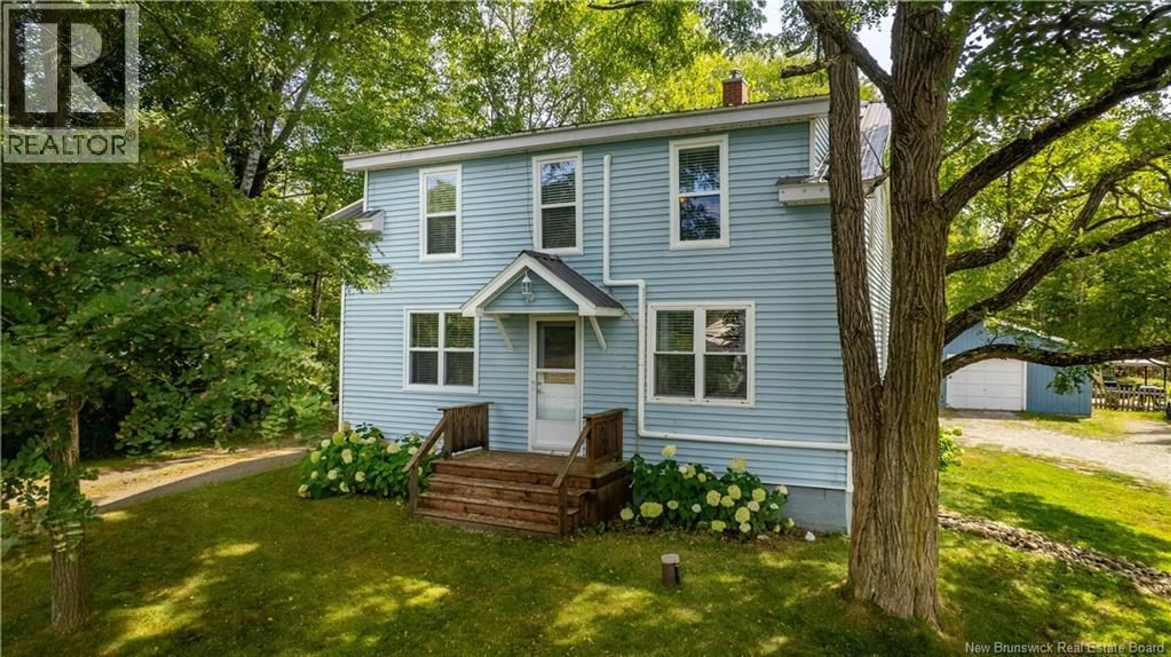 Home with vinyl exterior material, street for 181 OLD BAY ROAD, Dufferin New Brunswick E3L3W9