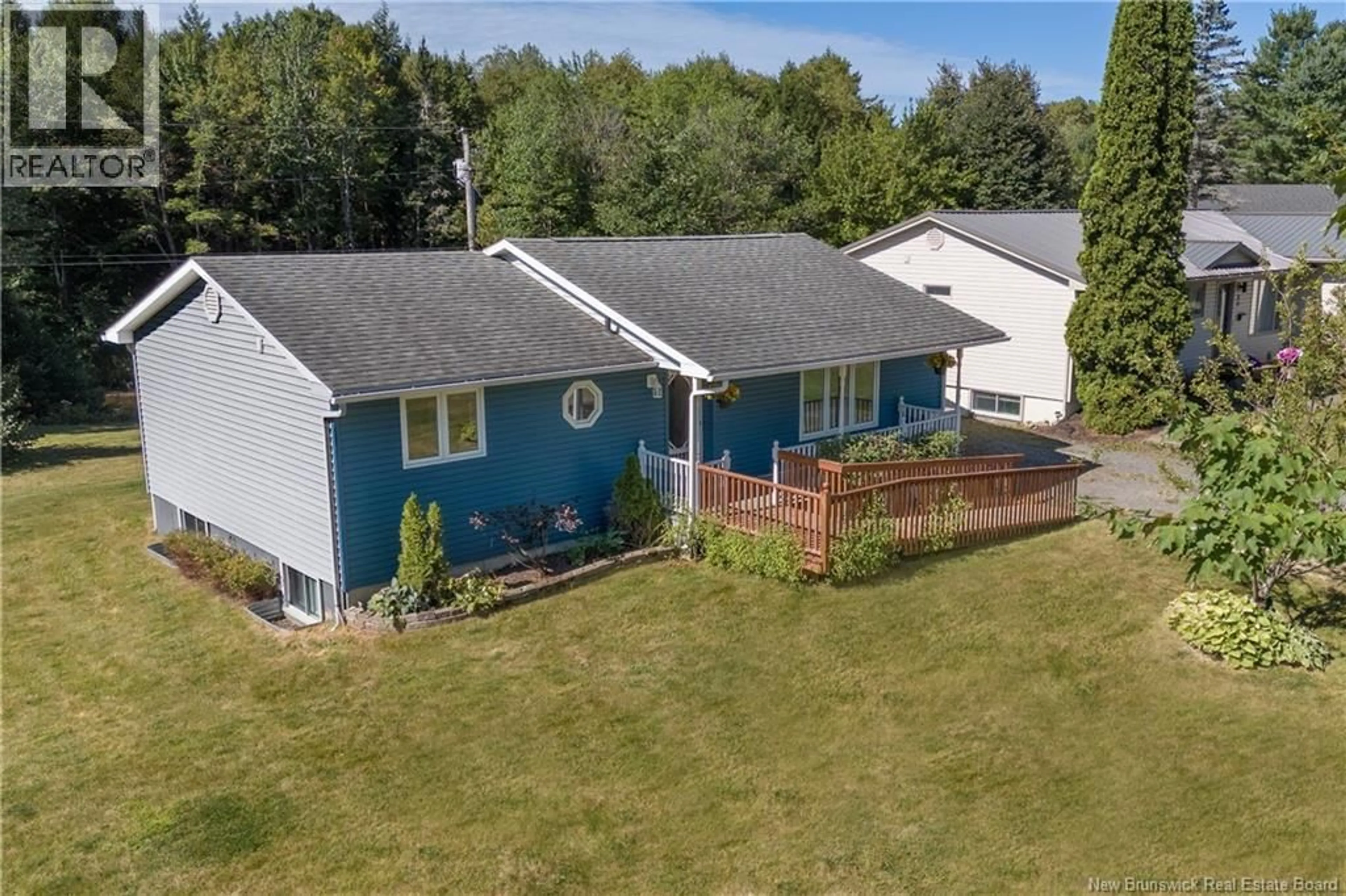 A pic from outside/outdoor area/front of a property/back of a property/a pic from drone, unknown for 33 HAINES CRESCENT, Fredericton New Brunswick E3A4X3