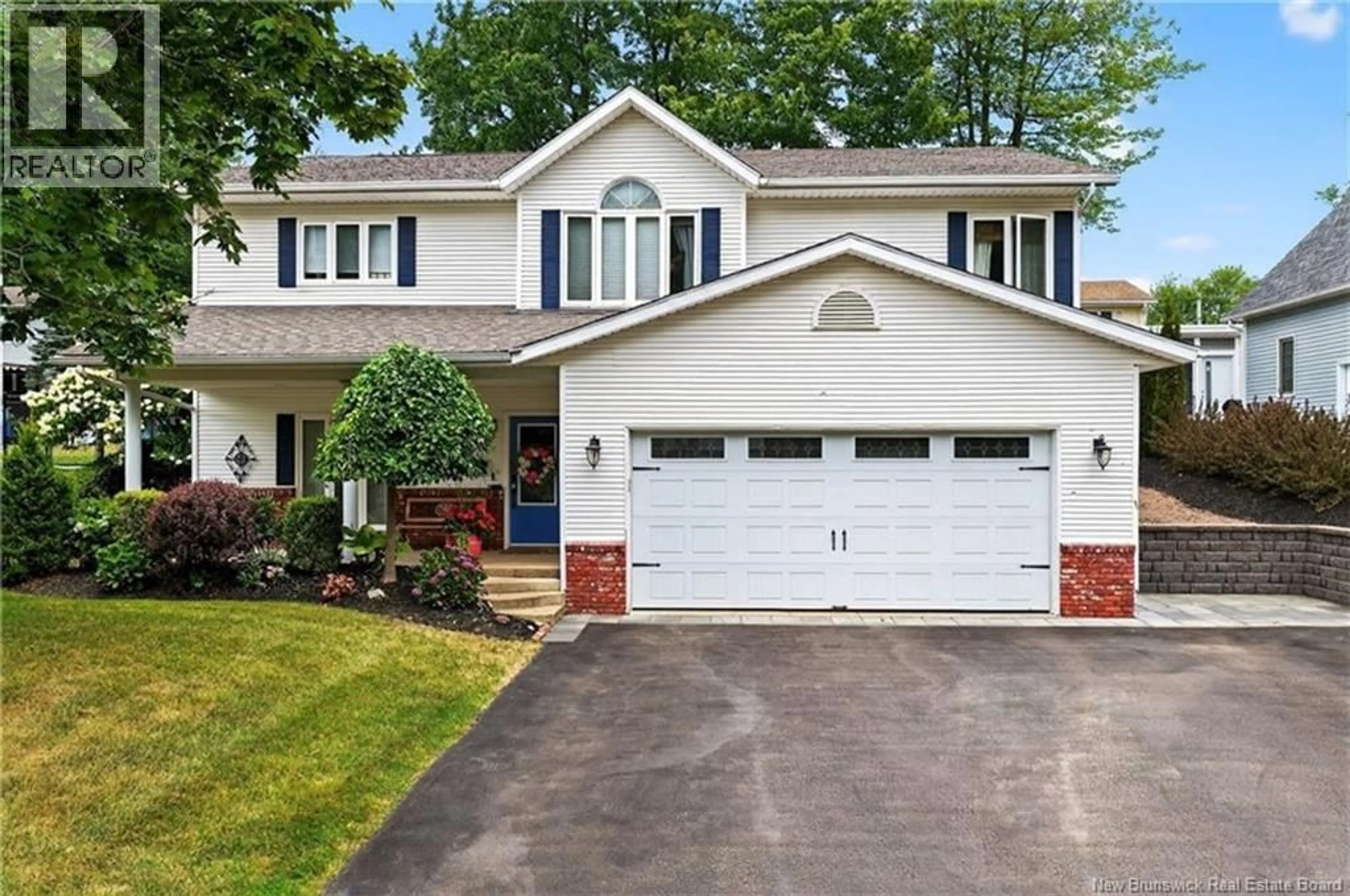 Home with vinyl exterior material, street for 55 MOREWOOD CRESCENT, Moncton New Brunswick E1A6L8