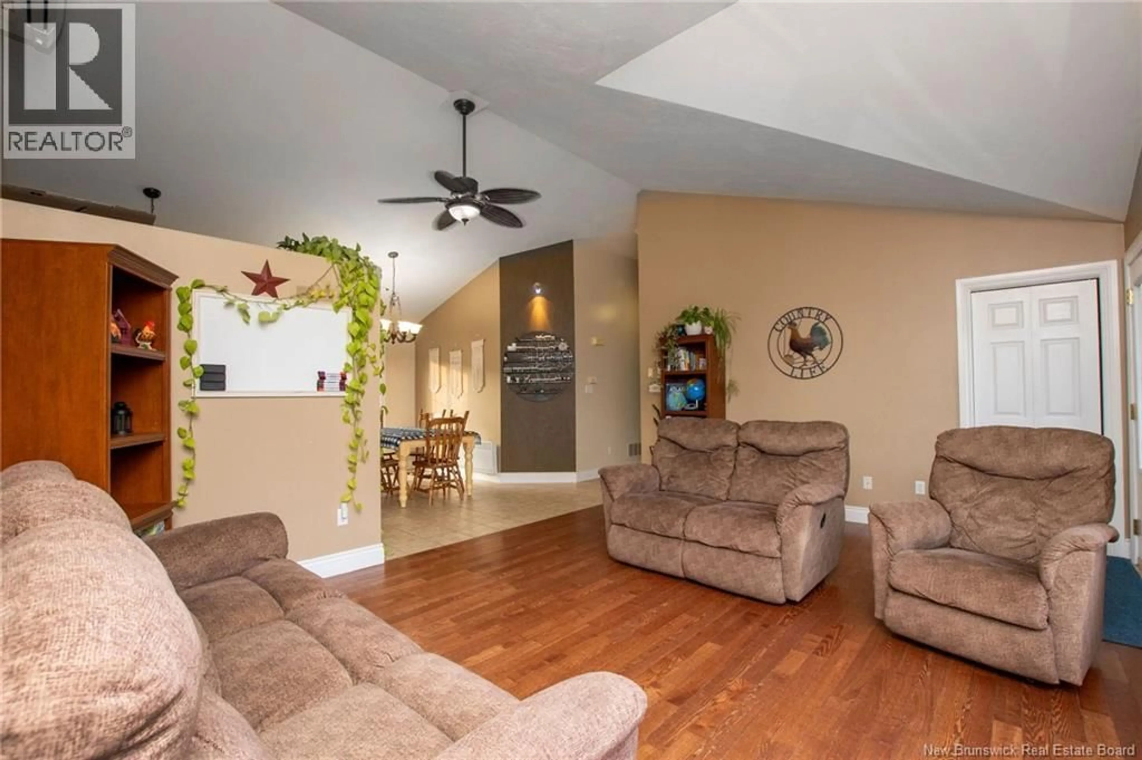 Living room with furniture, unknown for 107 BOIS JOLI, Bouctouche New Brunswick E4S2X3