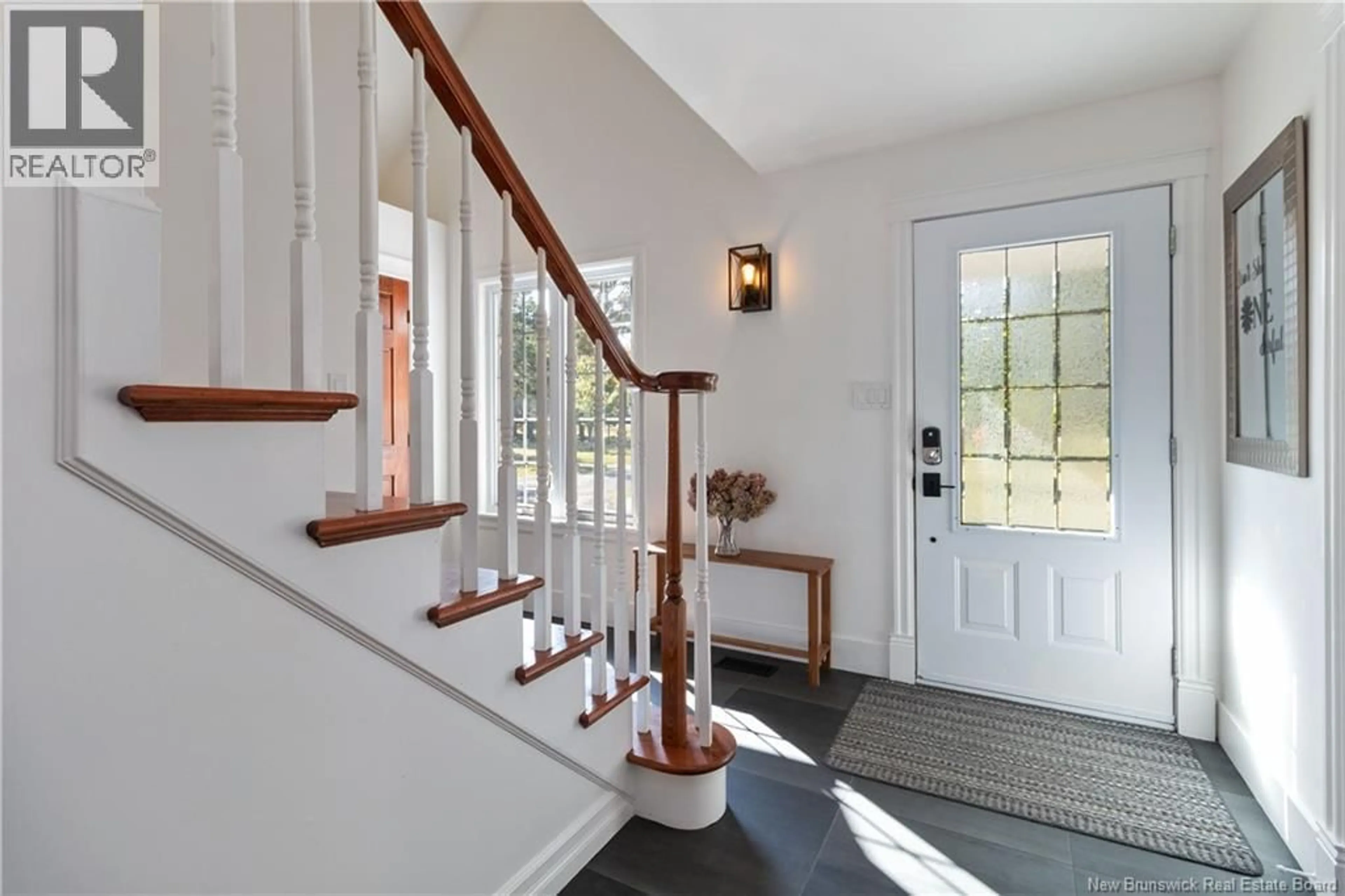 Indoor entryway for 25 BOCAGE STREET, Shediac River New Brunswick E4R1C4