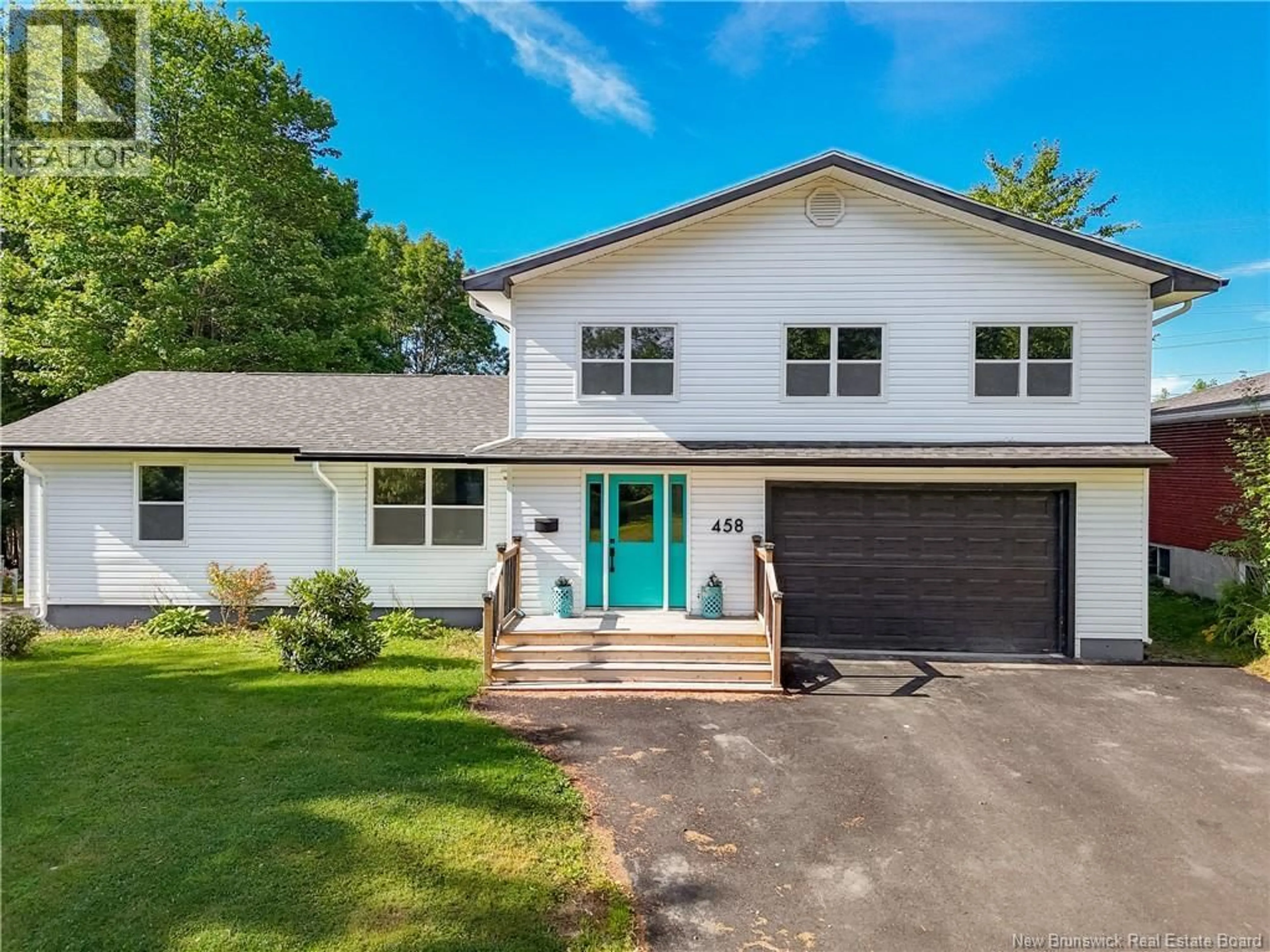Home with vinyl exterior material, street for 458 WETMORE ROAD, Fredericton New Brunswick E3B5V1