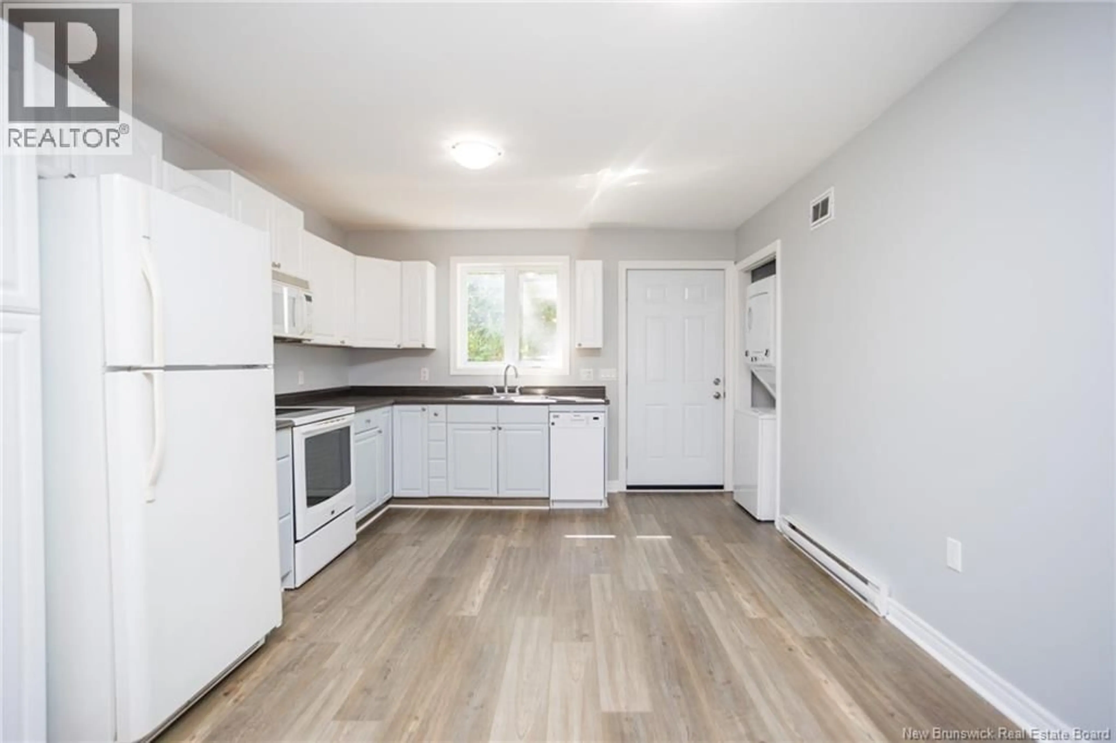 Open concept kitchen, unknown for 29-2 YOUNG STREET, Fredericton New Brunswick E3A3Y3