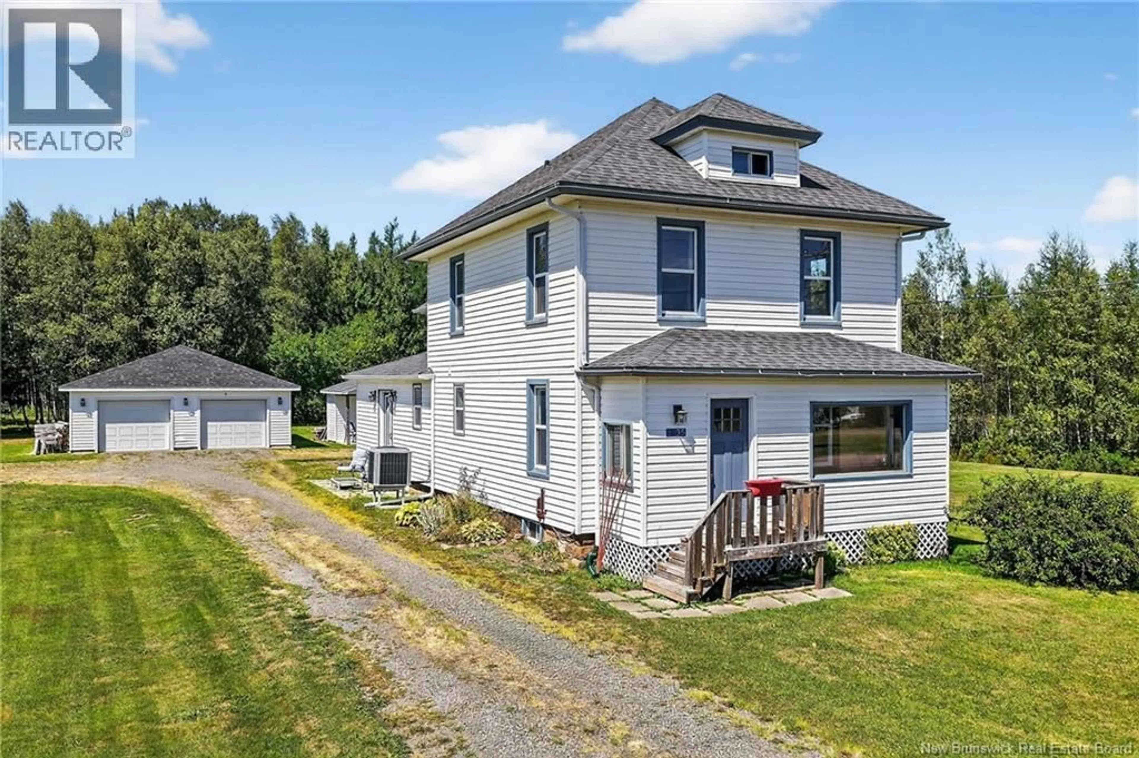 A pic from outside/outdoor area/front of a property/back of a property/a pic from drone, building for 3135 ROUTE 132, Scoudouc New Brunswick E4P3R8