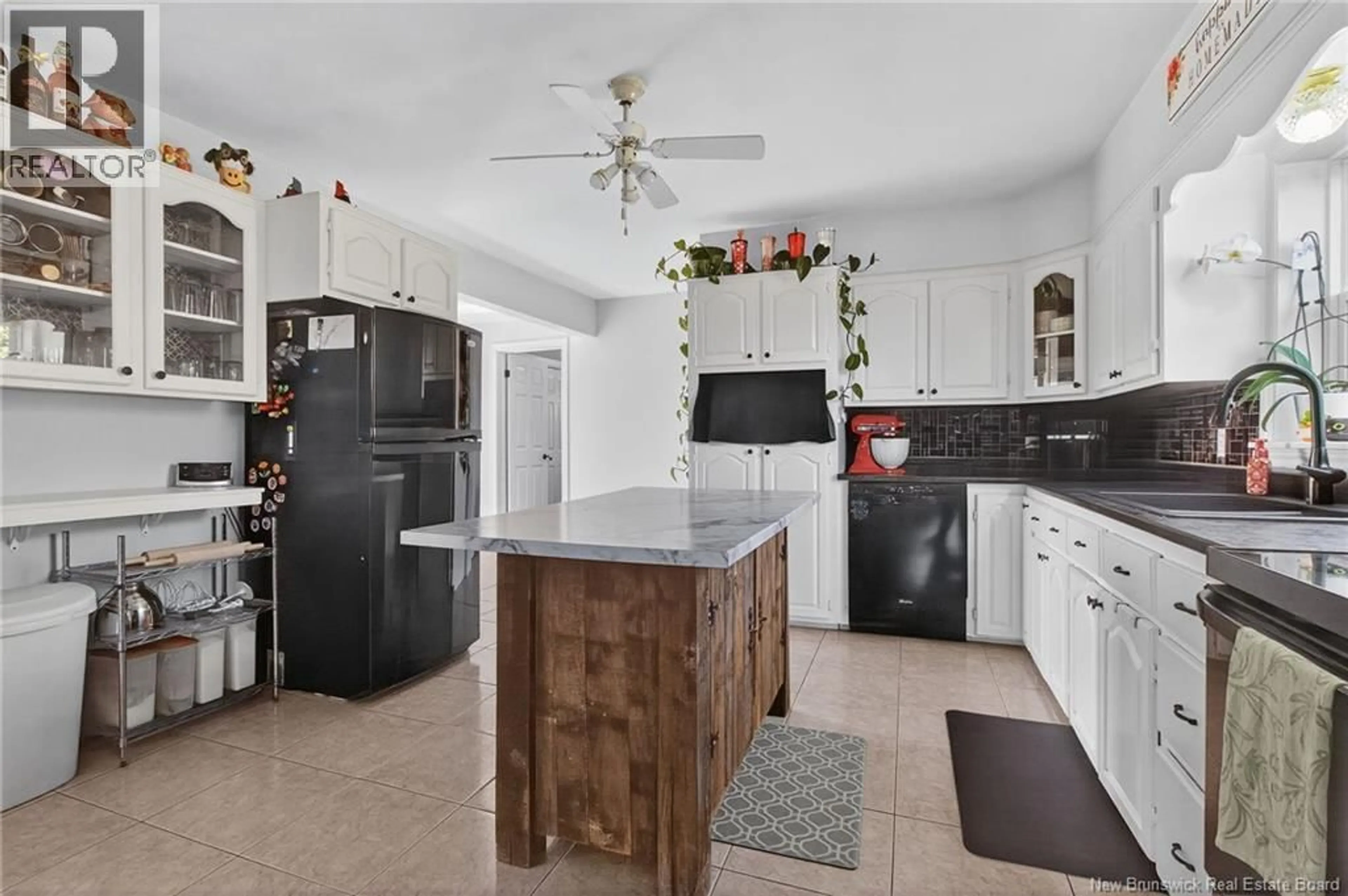 Open concept kitchen, ceramic/tile floor for 3135 ROUTE 132, Scoudouc New Brunswick E4P3R8