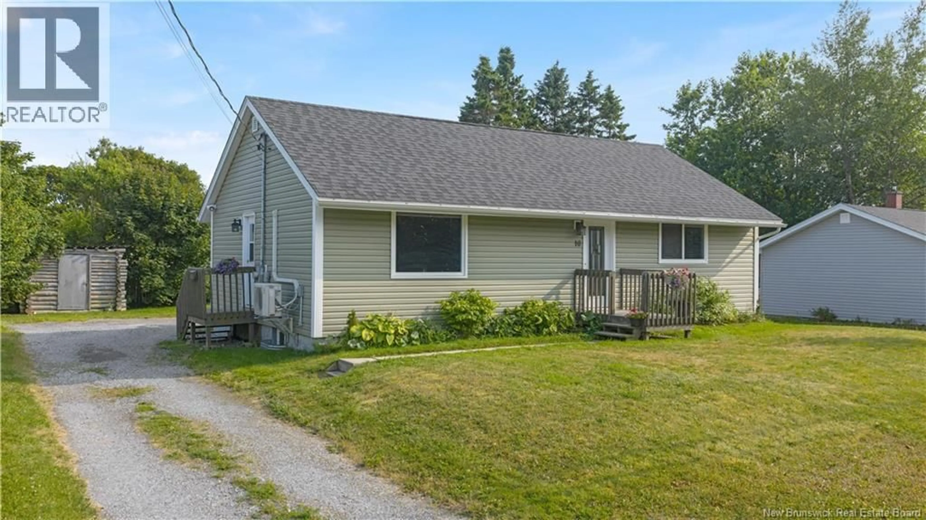 Home with vinyl exterior material, street for 10 SWANTON STREET, Saint John New Brunswick E2J3J8
