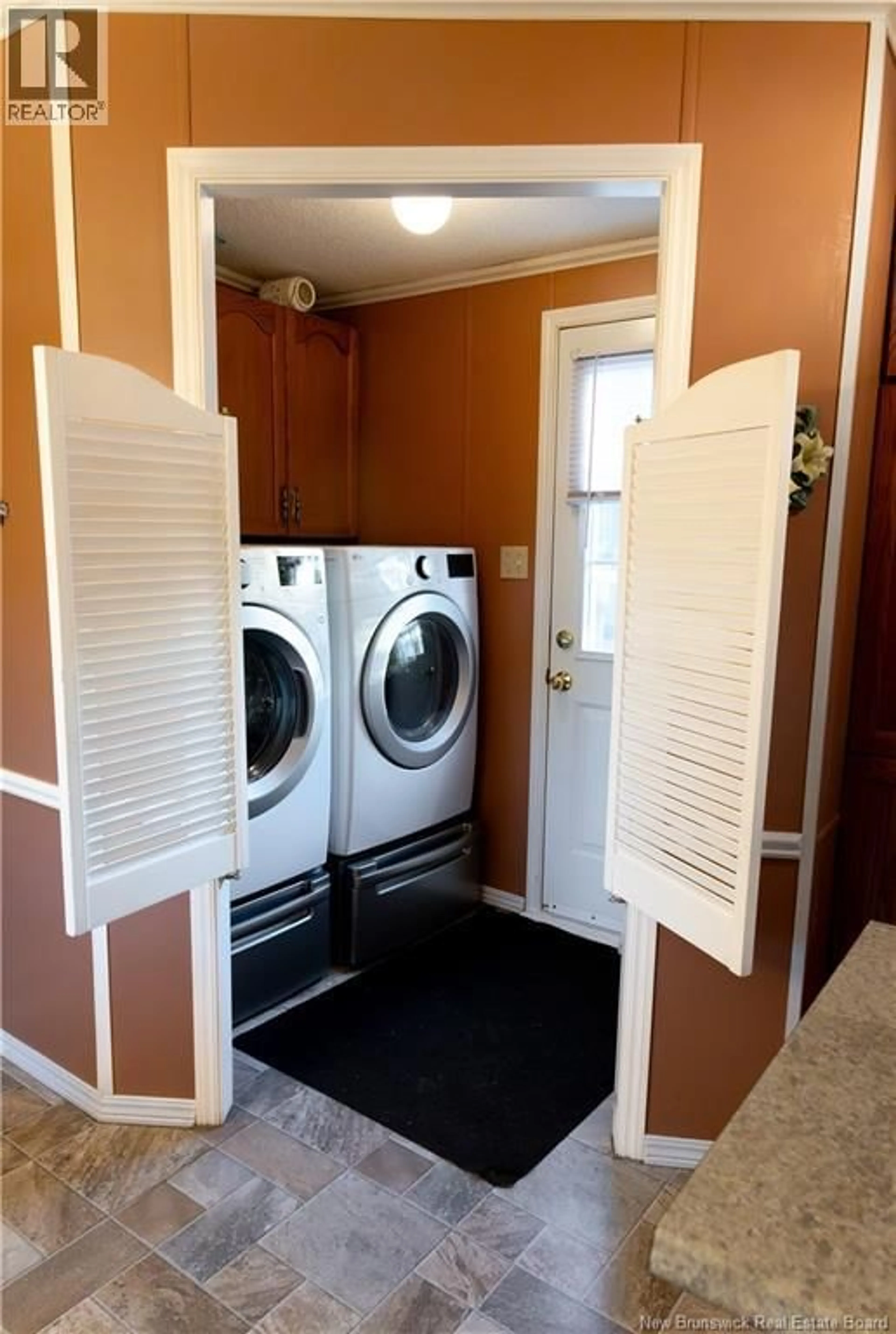 Laundry room for 01 BLUE JAY, Moncton New Brunswick E1A2S1
