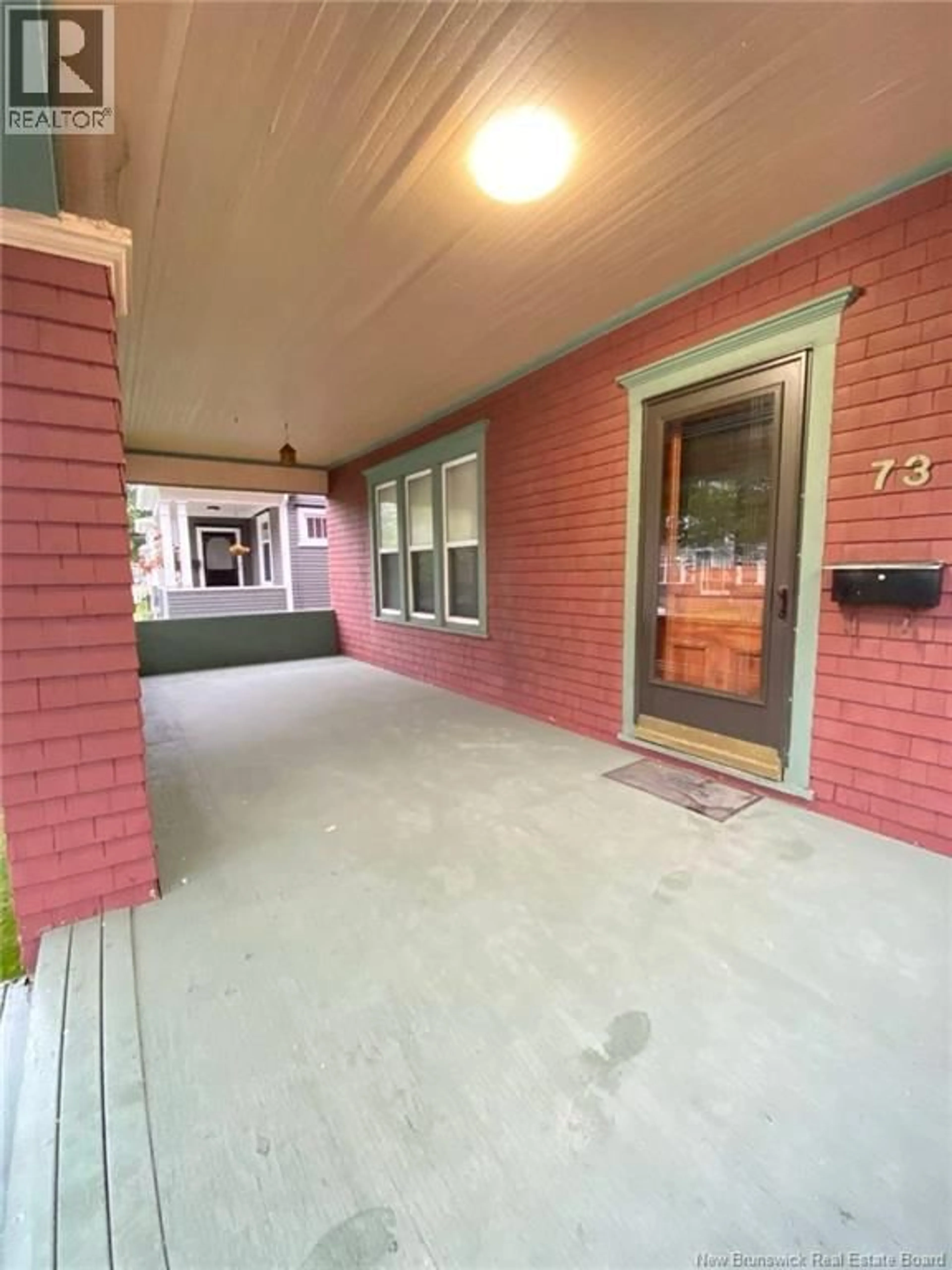 Indoor foyer for 73 JOHN STREET, Moncton New Brunswick E1C2H2