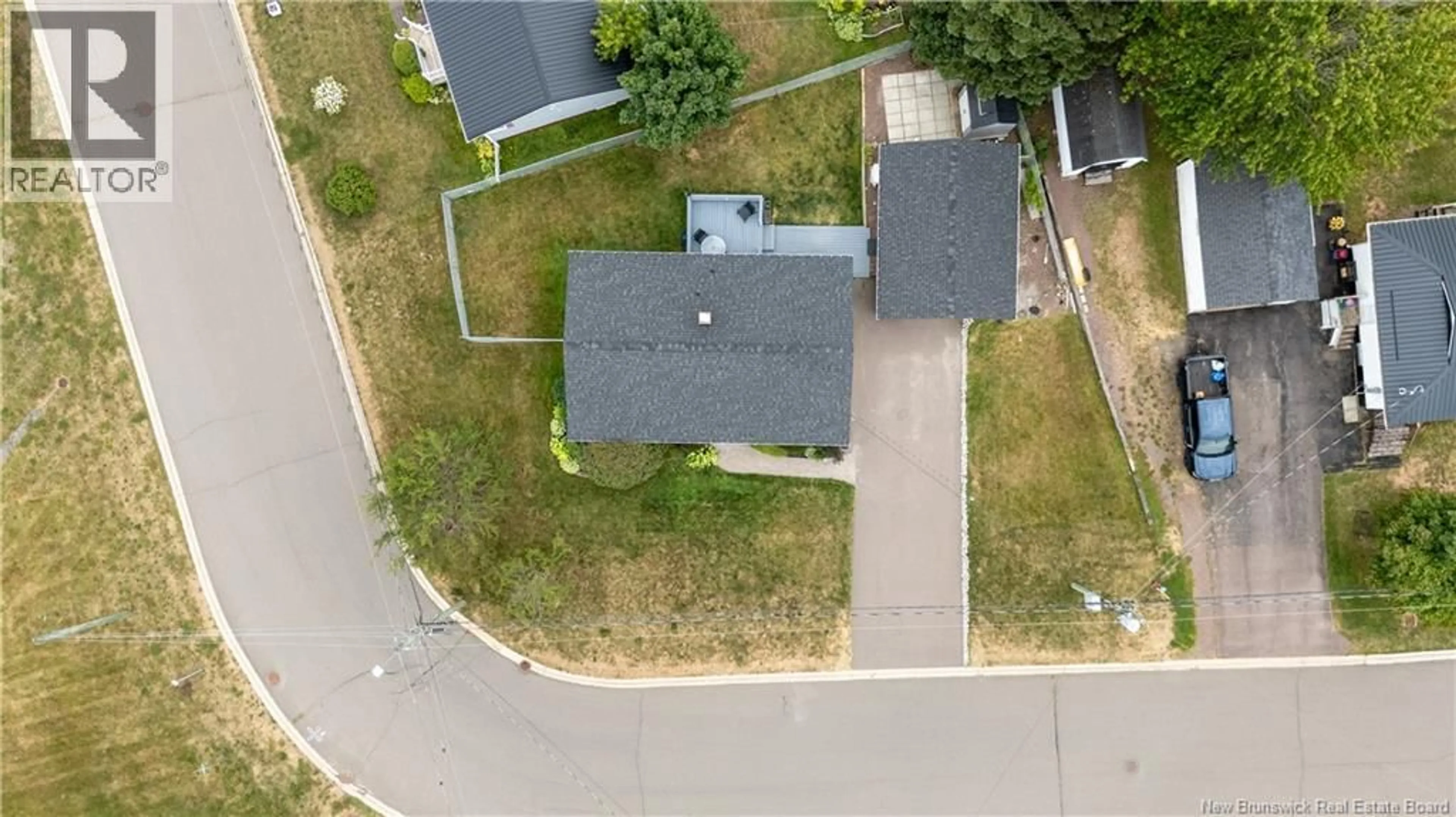 A pic from outside/outdoor area/front of a property/back of a property/a pic from drone, street for 200 WESTMINSTER AVENUE, Riverview New Brunswick E1B2P9