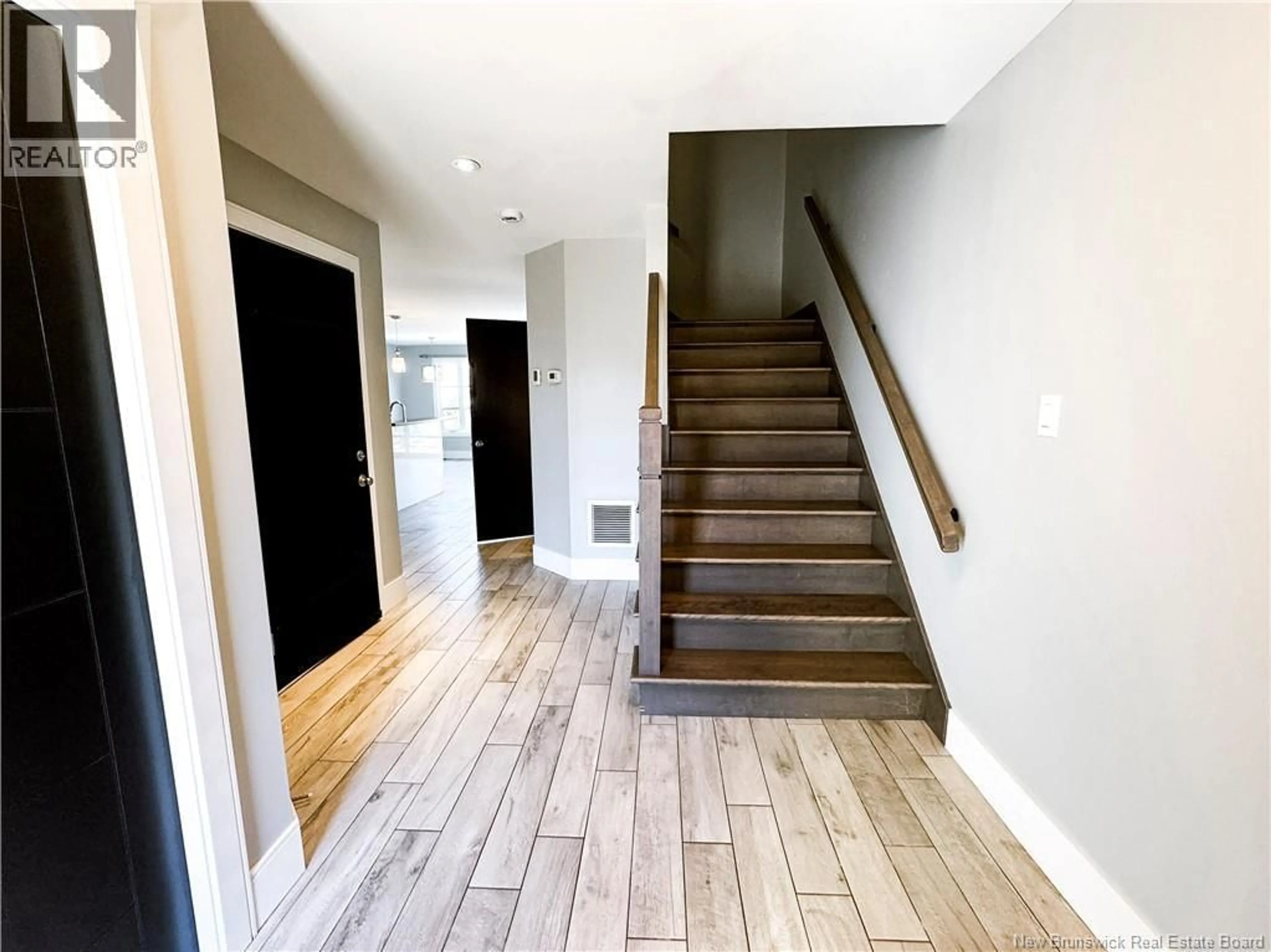 Indoor entryway for 67 FRANCFORT CRESCENT, Moncton New Brunswick E1G5W6