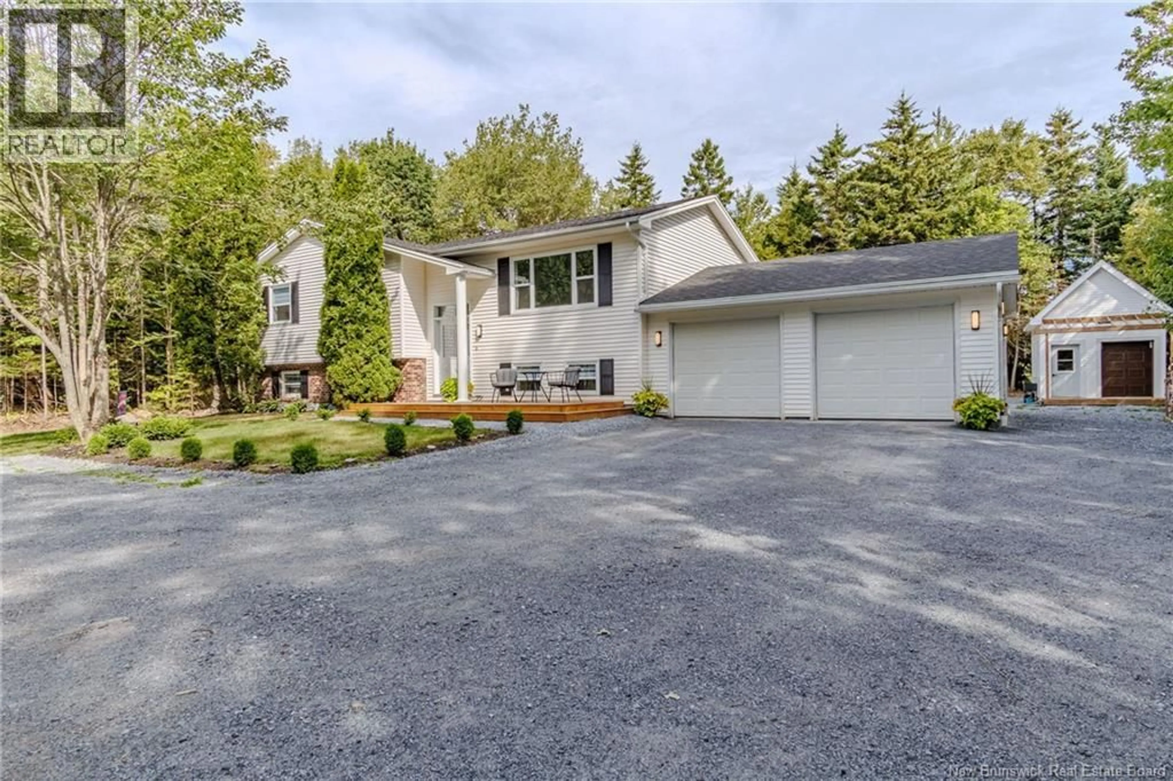 Home with vinyl exterior material, street for 12 ROBIN LANE, Rothesay New Brunswick E2S1A4