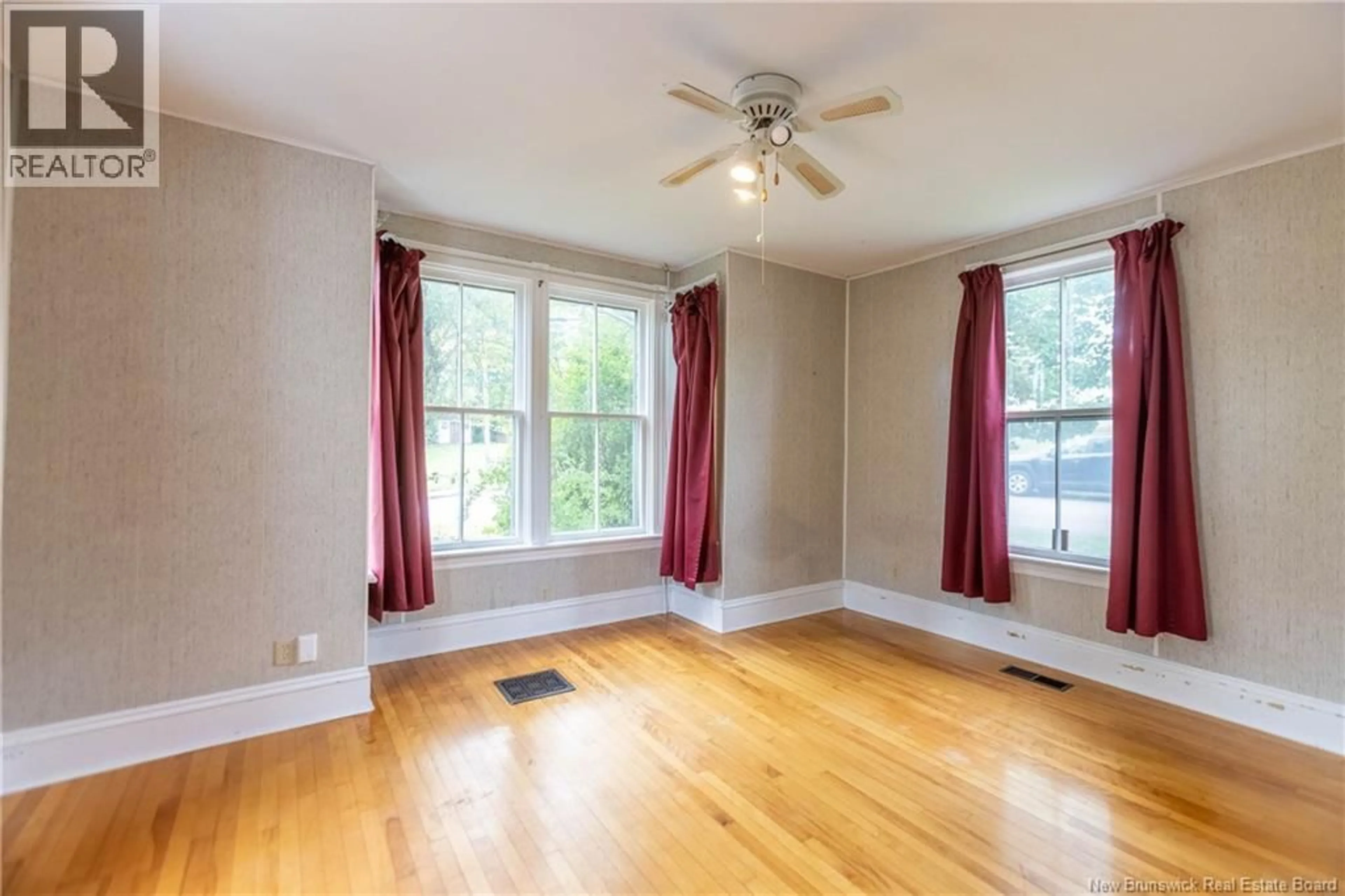 A pic of a room for 43 KING STREET, Sackville New Brunswick E4L3G2