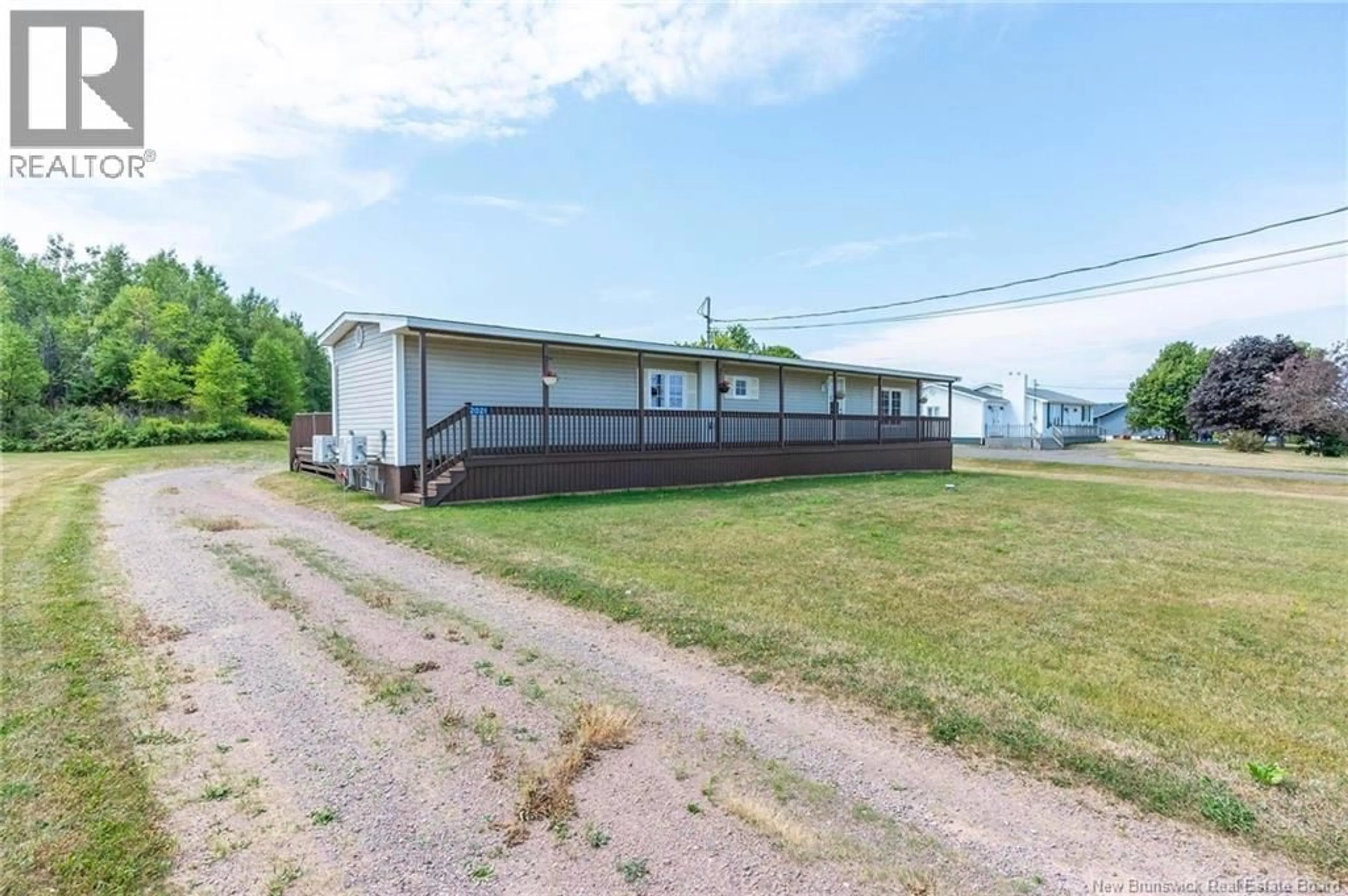 A pic from outside/outdoor area/front of a property/back of a property/a pic from drone, building for 2021 RTE 950, Petit-Cap New Brunswick E4N2H5