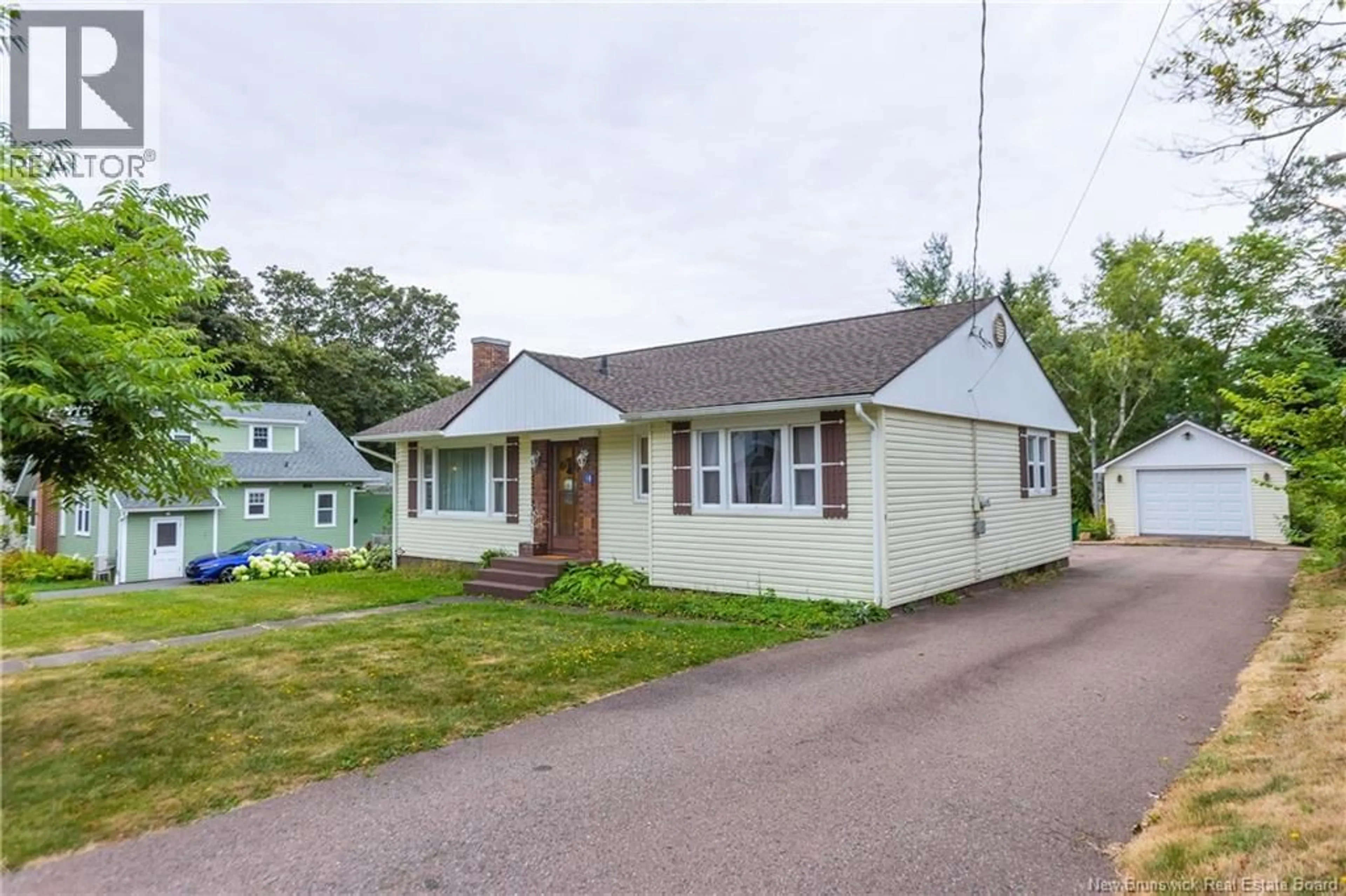 Unknown for 18 CHARLOTTE STREET, Sackville New Brunswick E4L3T1