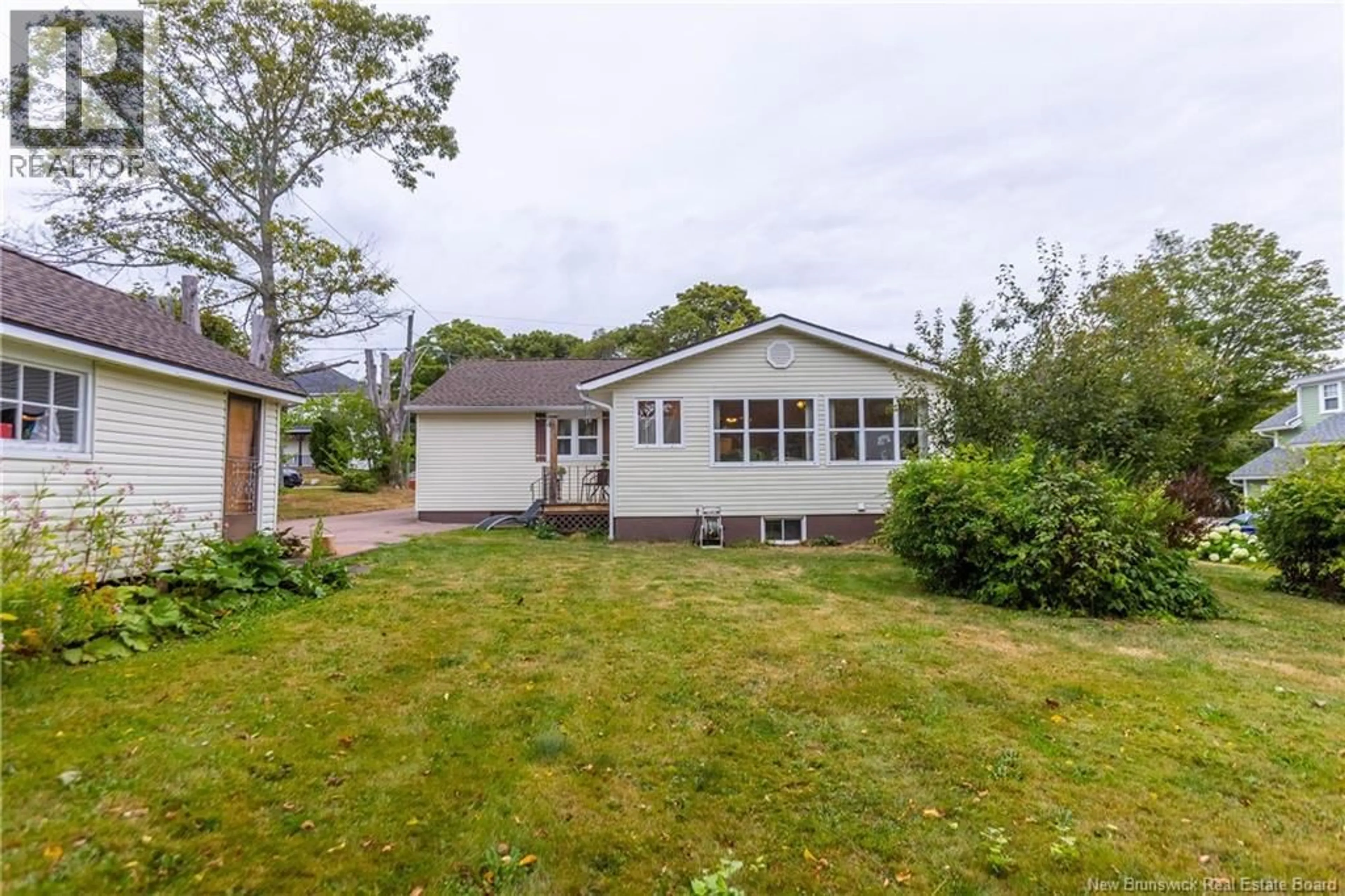 Unknown for 18 CHARLOTTE STREET, Sackville New Brunswick E4L3T1
