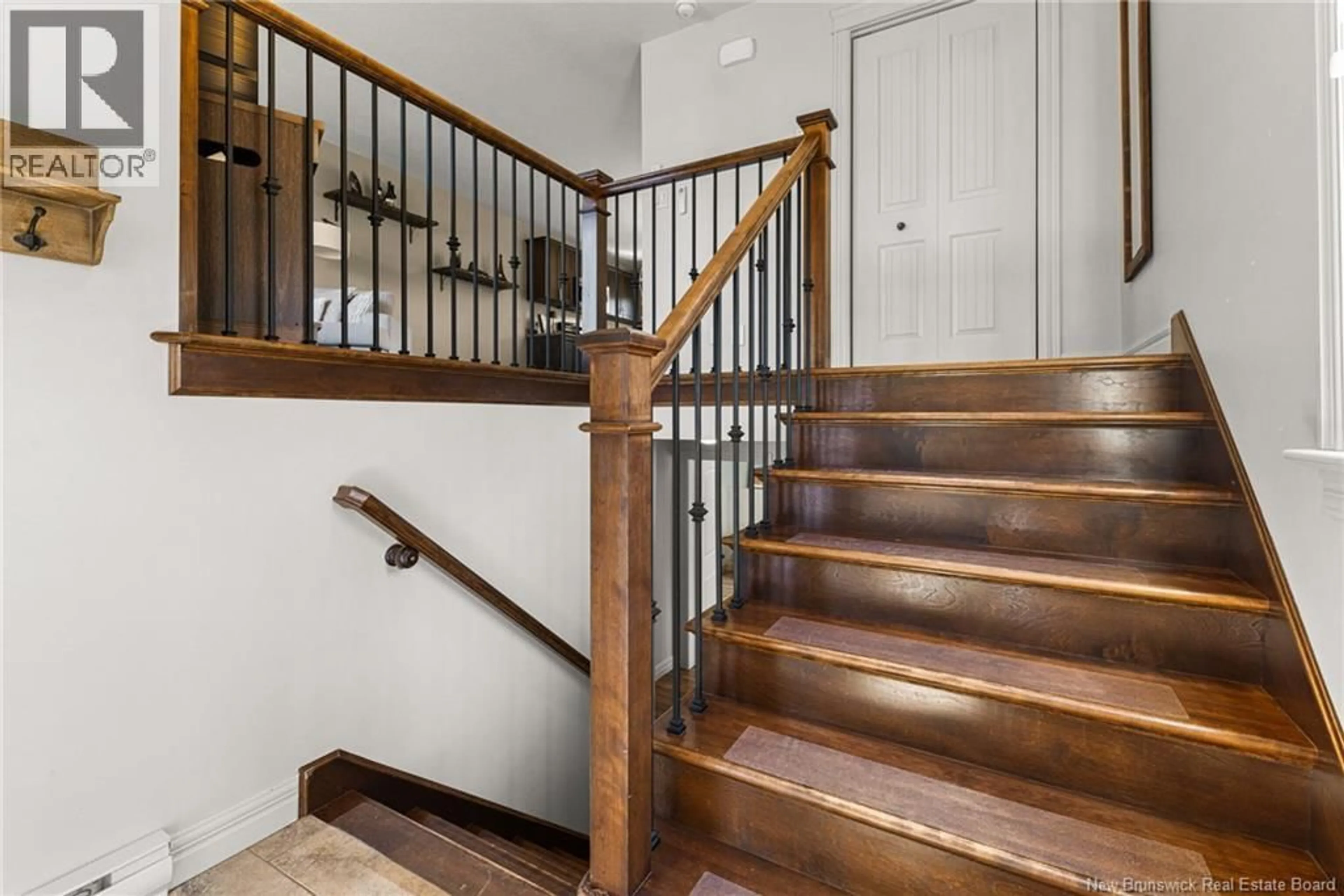 Stairs for 43 DES FRENES COURT, Dieppe New Brunswick E1A9B4