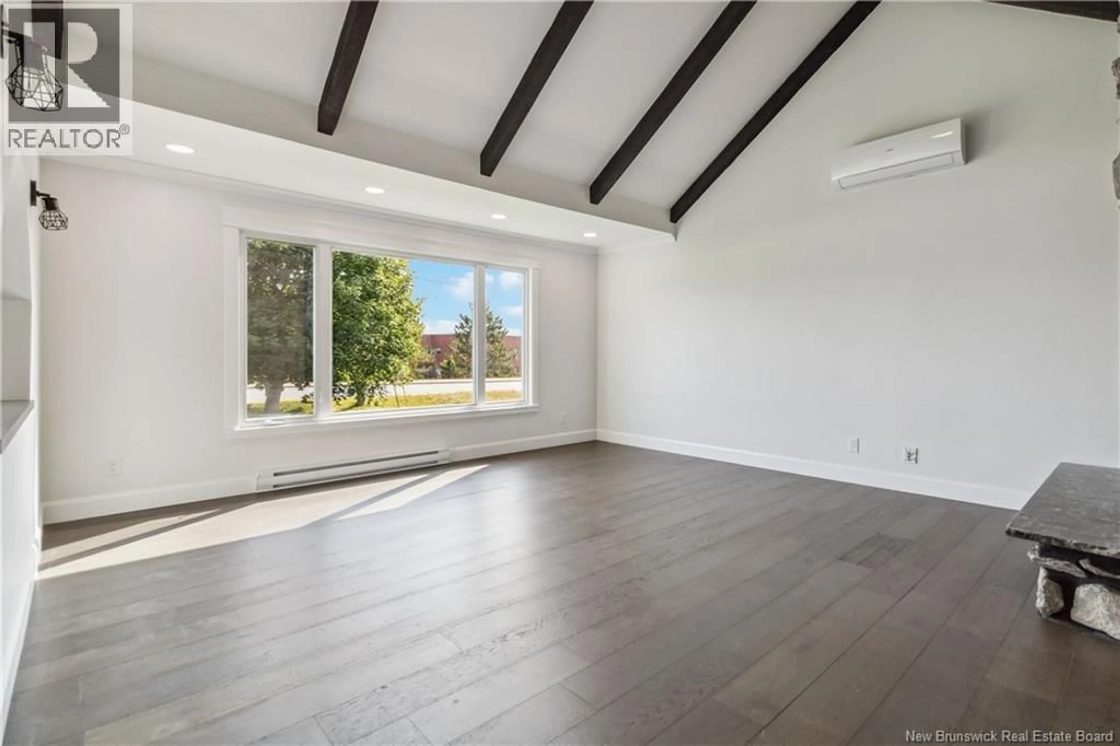 A pic of a room for 364 GORGE ROAD, Moncton New Brunswick E1G3H8