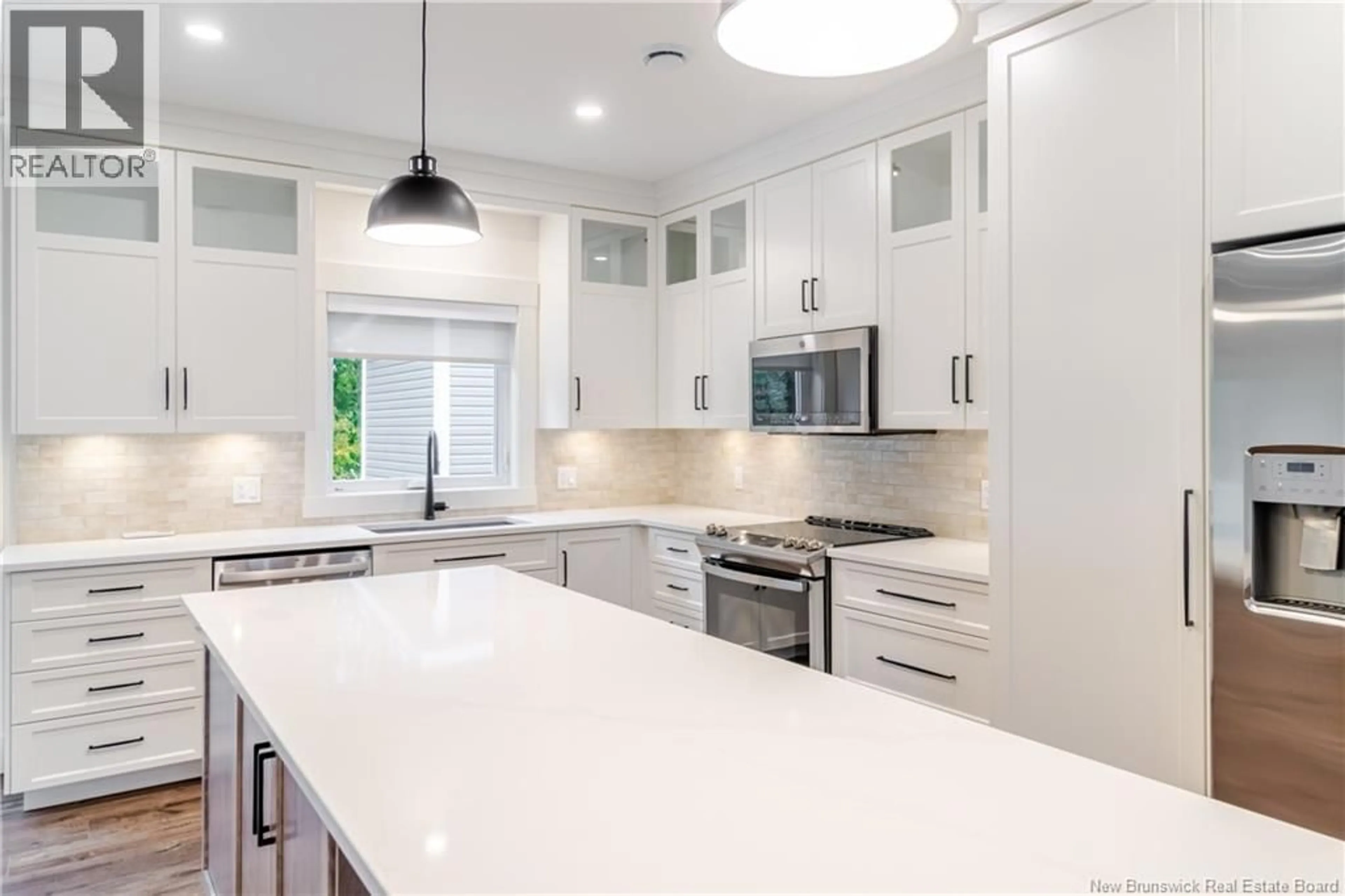 Contemporary kitchen, ceramic/tile floor for 23 BOXWOOD LANE, New Maryland New Brunswick E3C0R7