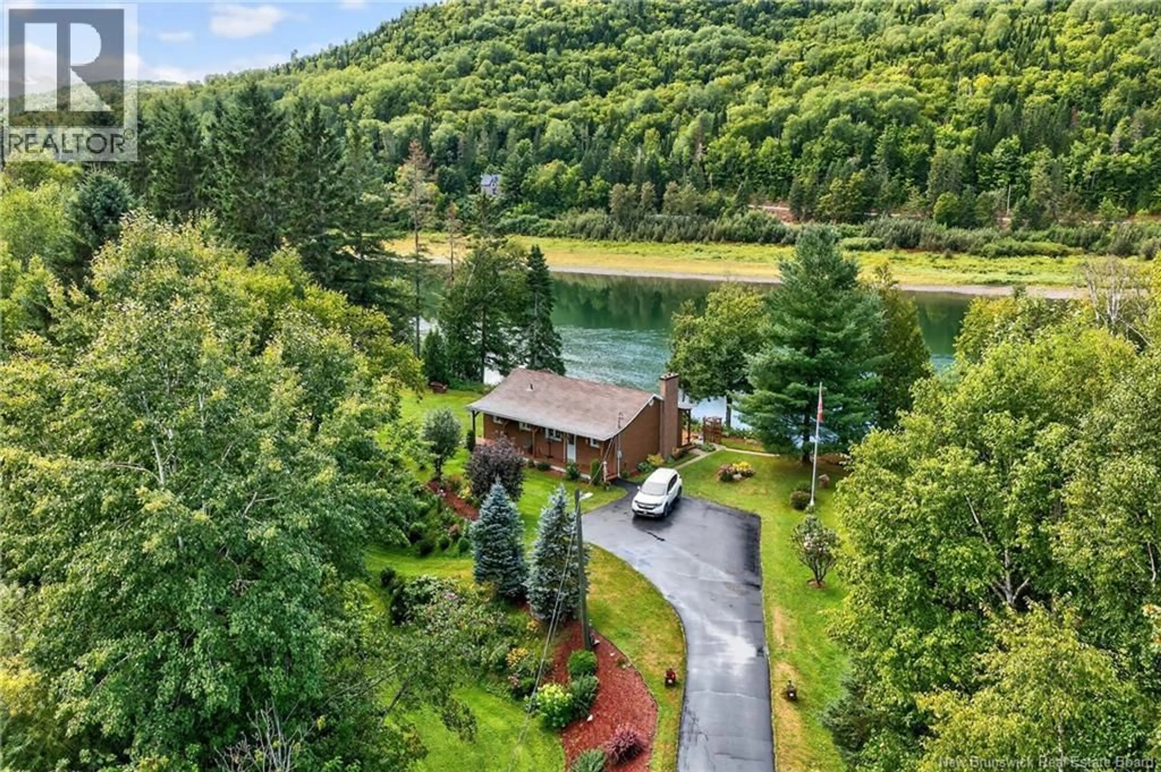 A pic from outside/outdoor area/front of a property/back of a property/a pic from drone, water/lake/river/ocean view for 284 RESTIGOUCHE RIVER ROAD, Mann Mountain Settlement New Brunswick E3N4N4