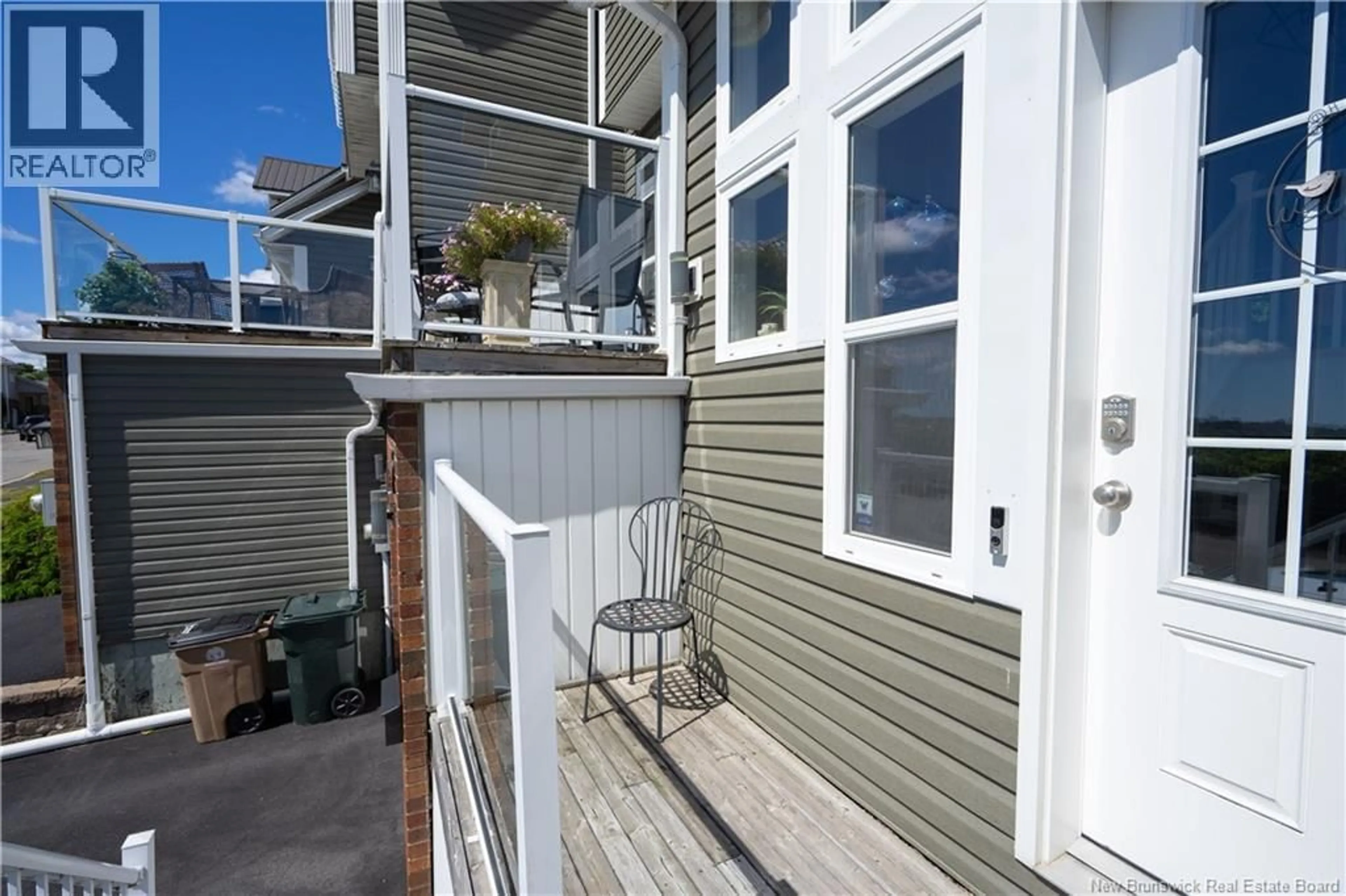 Patio, street for 69 MOORE STREET, Saint John New Brunswick E2K5N1