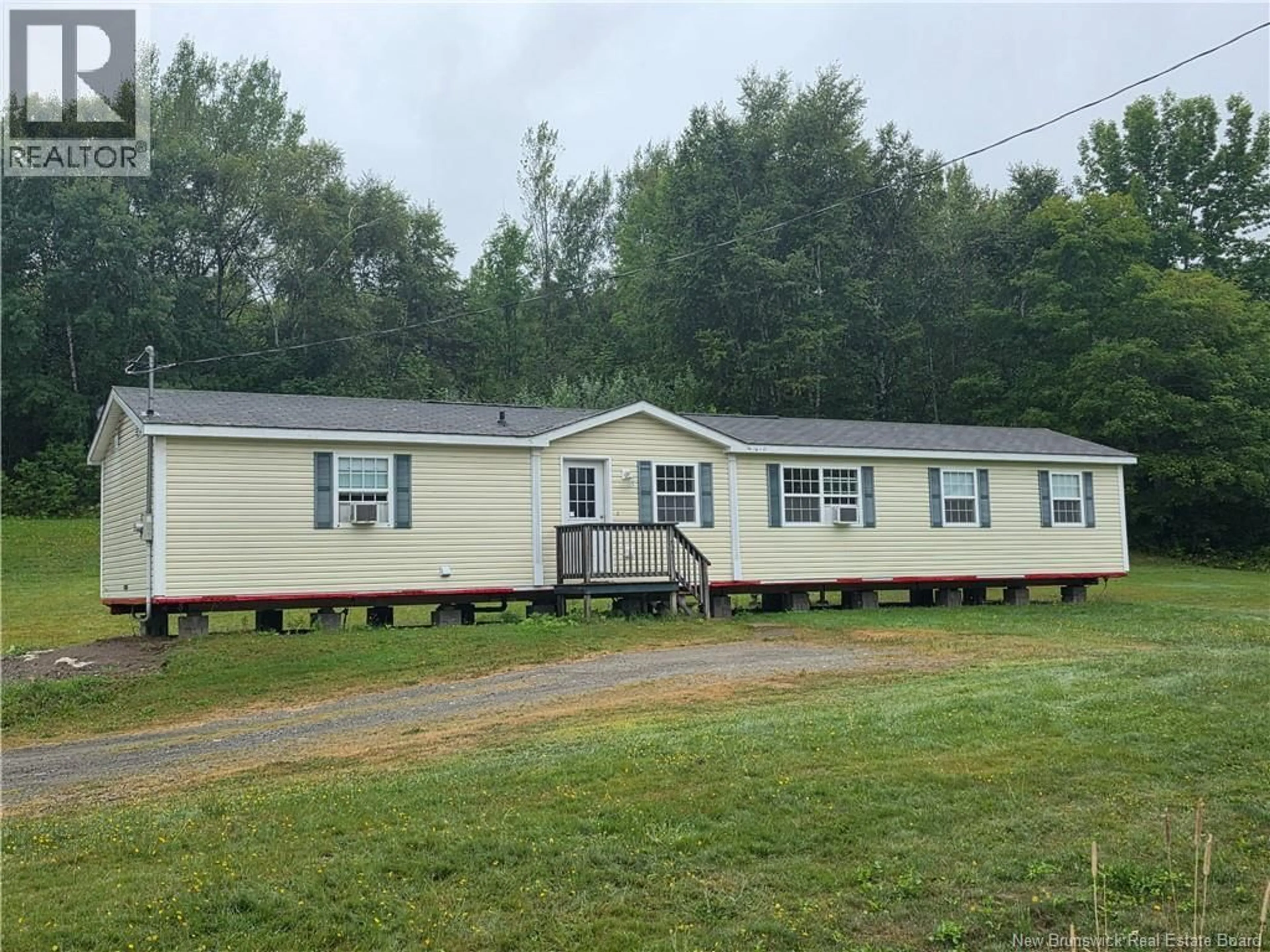Home with vinyl exterior material, unknown for 16 RITCHIE ROAD, Ritchie New Brunswick E6H1G9