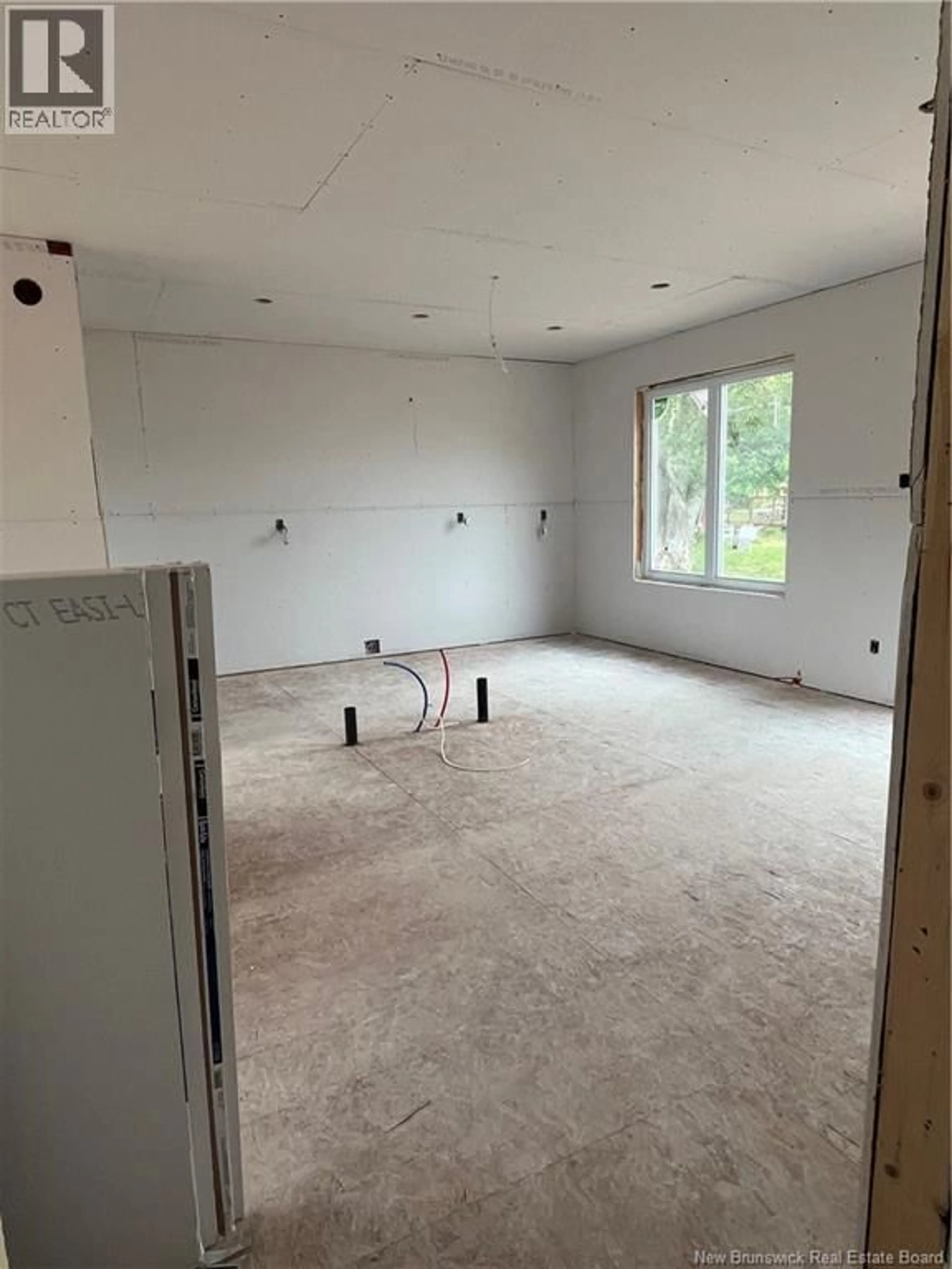 A pic of a room for 31 DEEPWOOD AVENUE, Salisbury New Brunswick E4J2B3
