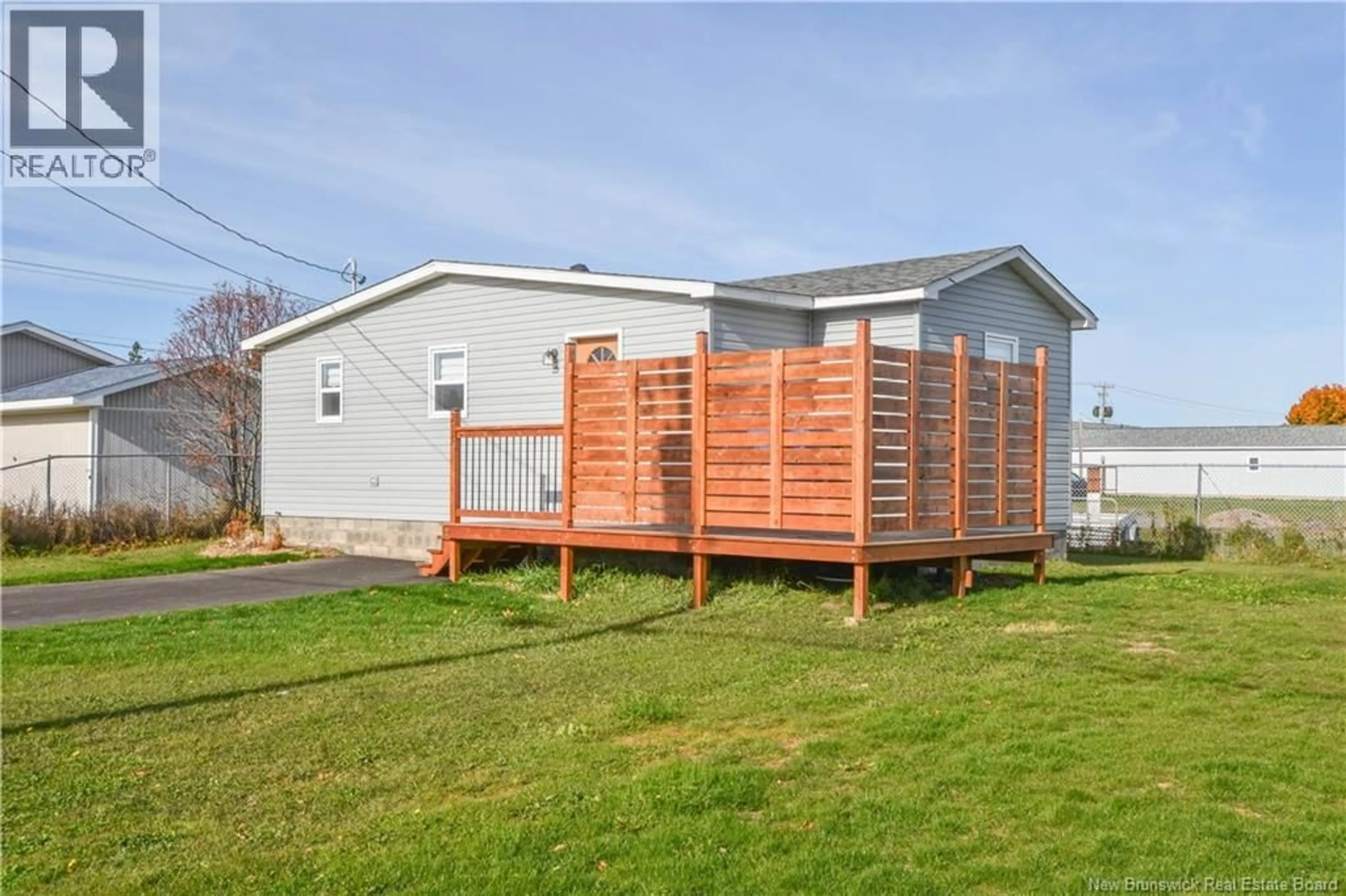 Unknown for 215 2E RUE STREET, Shippagan New Brunswick E8S1T4