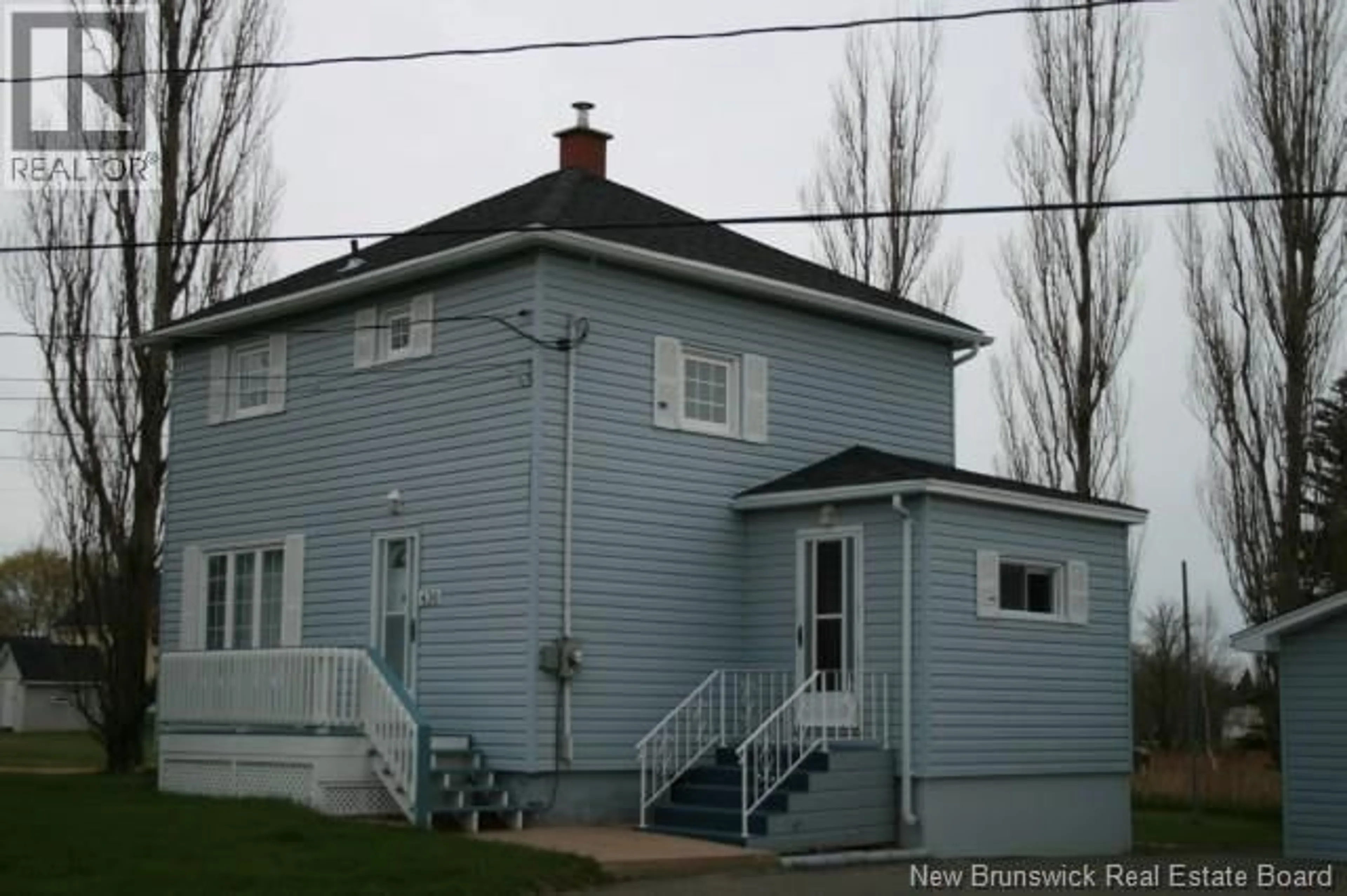Home with vinyl exterior material, street for 436 GREENWOOD DRIVE, Shediac New Brunswick E1E4M7