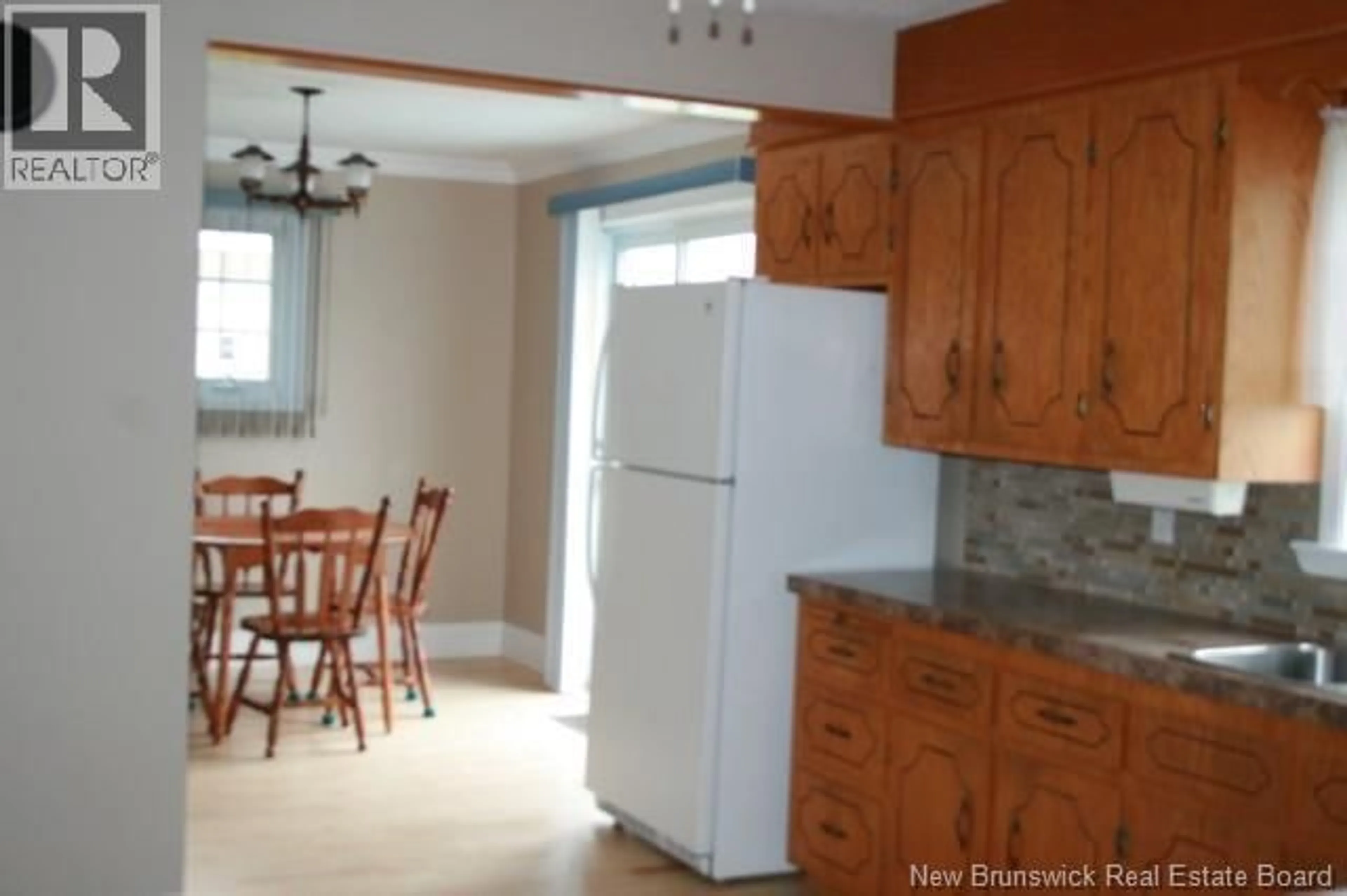 Standard kitchen, unknown for 436 GREENWOOD DRIVE, Shediac New Brunswick E1E4M7