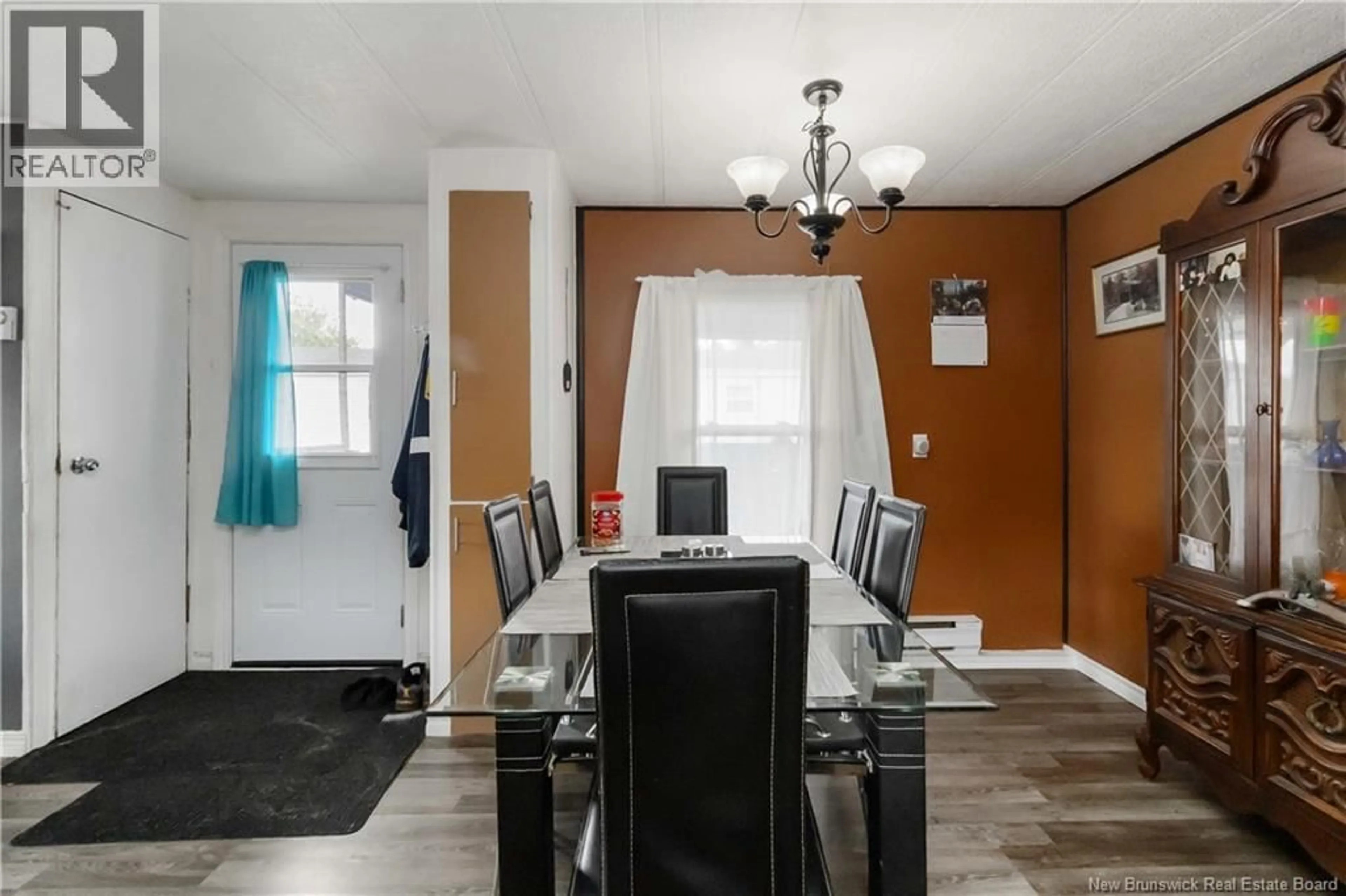 Dining room, wood/laminate floor for 18 SHASTA AVENUE, Moncton New Brunswick E1E4L3