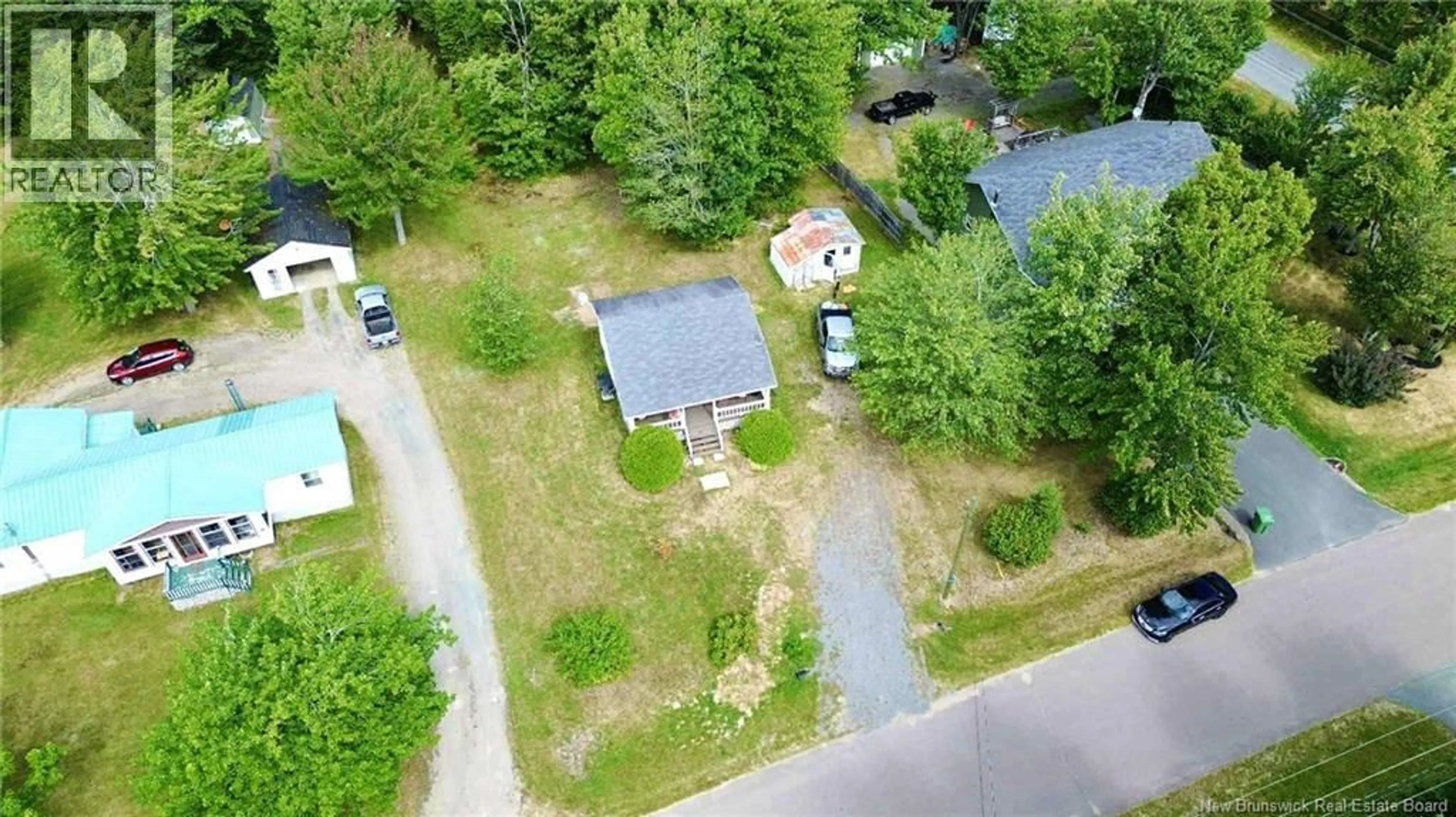 A pic from outside/outdoor area/front of a property/back of a property/a pic from drone, street for 109 RUE MOISE, Rogersville New Brunswick E4Y1T7