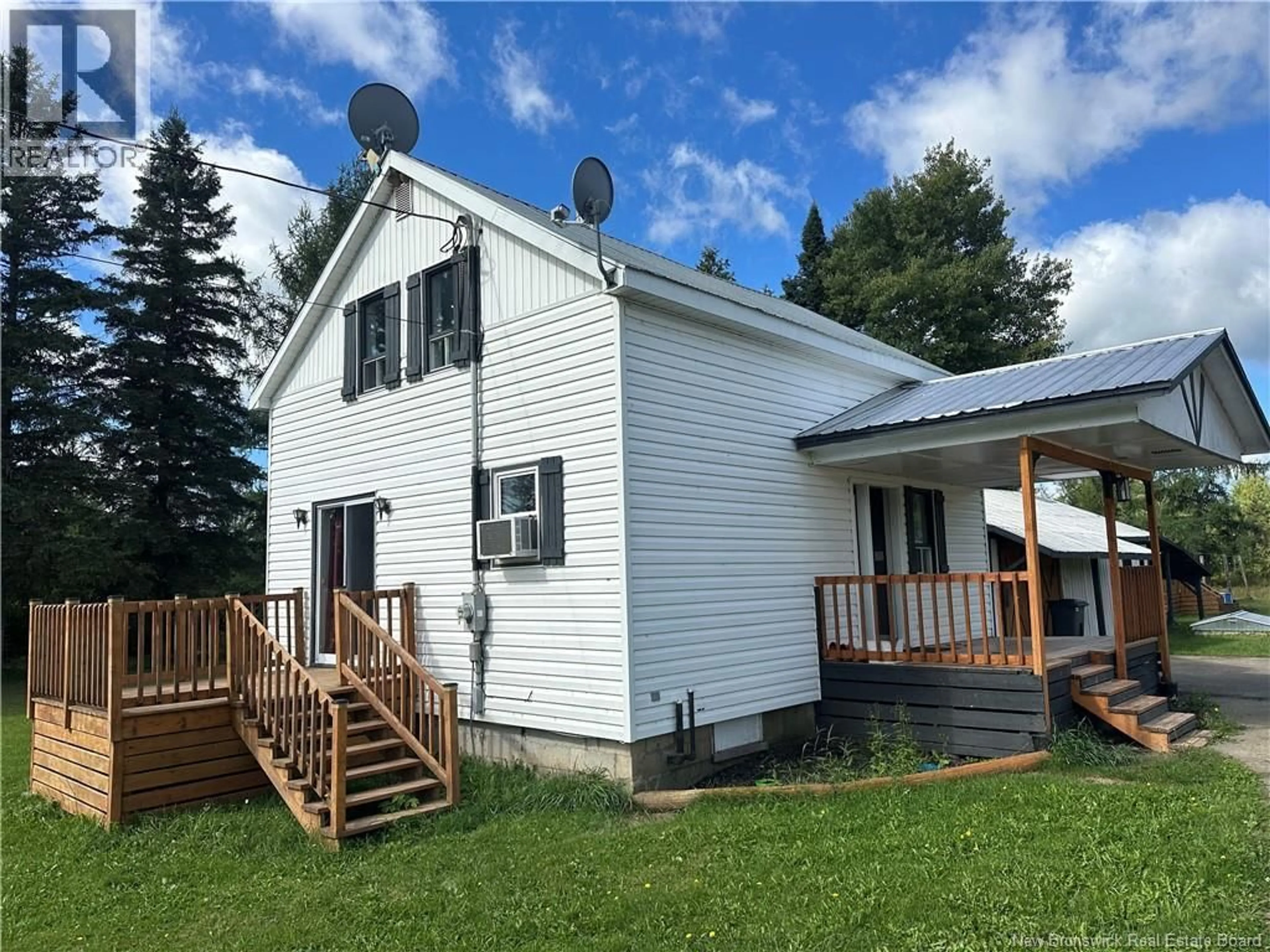 A pic from outside/outdoor area/front of a property/back of a property/a pic from drone, unknown for 2063 385 ROUTE ROUTE, Two Brooks New Brunswick E7G3K8