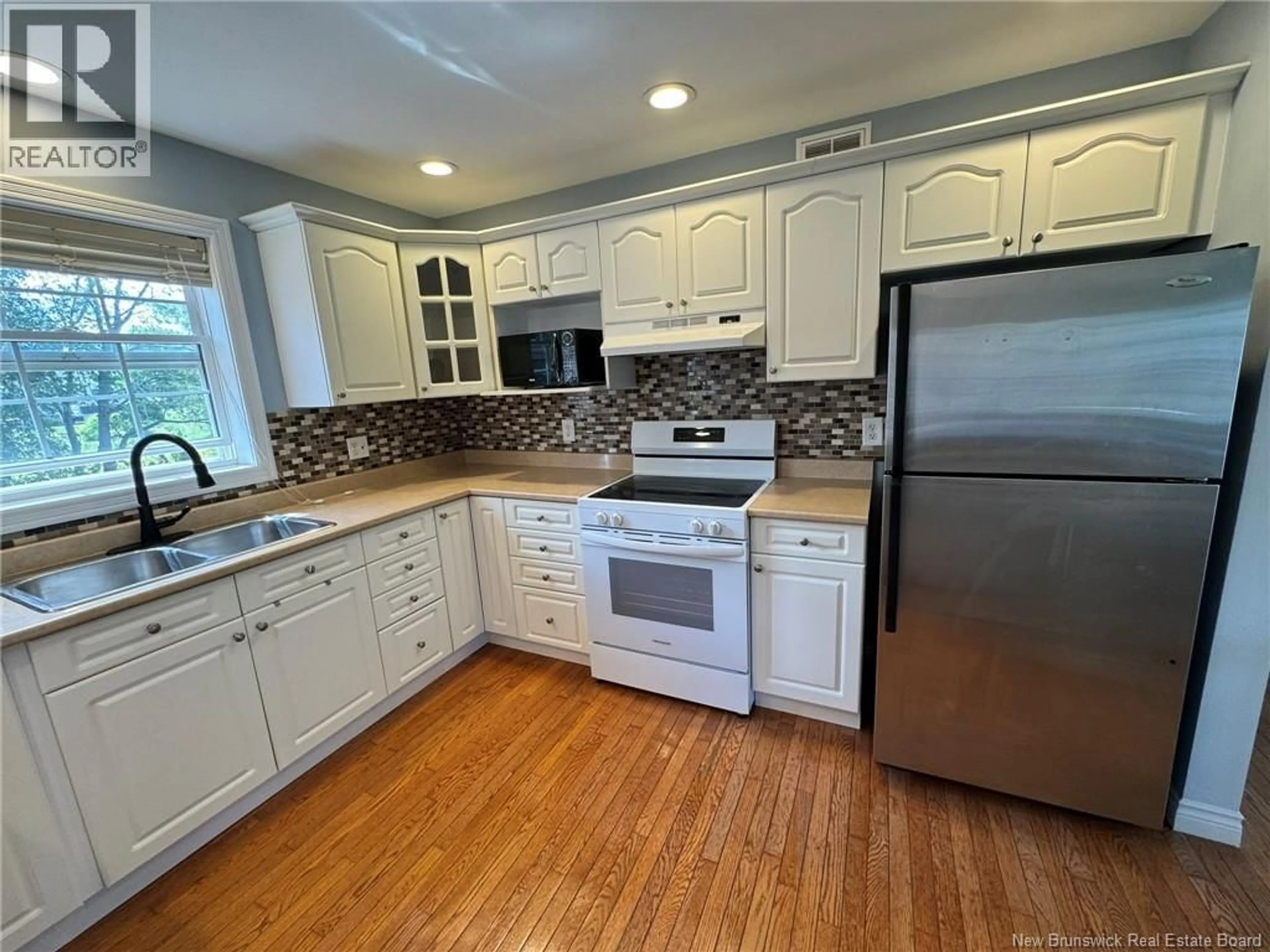 Standard kitchen, ceramic/tile floor for 141 EASTWOOD DRIVE, Woodstock New Brunswick E7M1P7