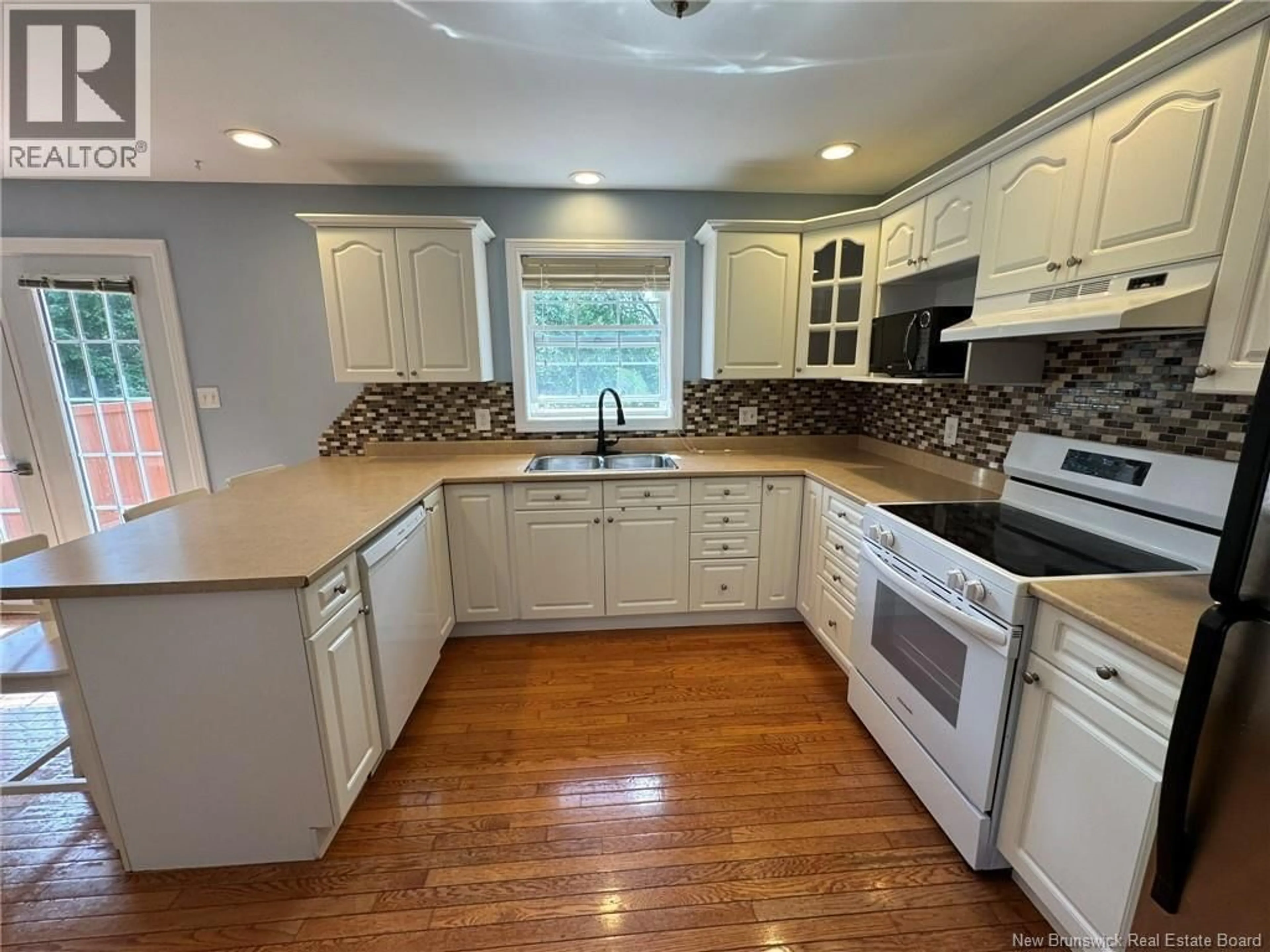 Open concept kitchen, unknown for 141 EASTWOOD DRIVE, Woodstock New Brunswick E7M1P7