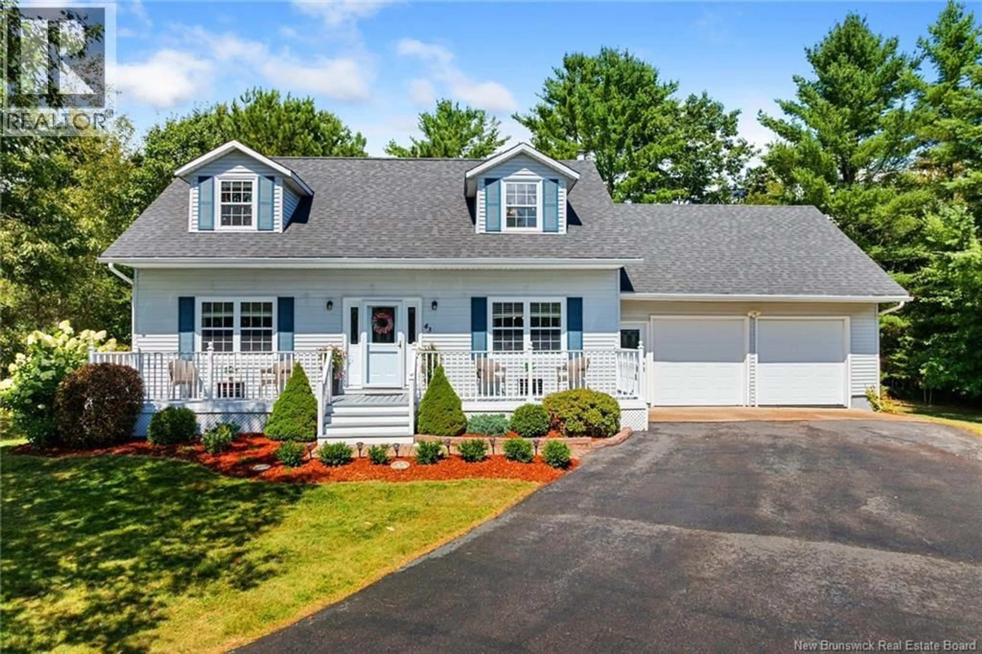 Home with vinyl exterior material, street for 43 EMERALD STREET, Fredericton New Brunswick E3G7V3