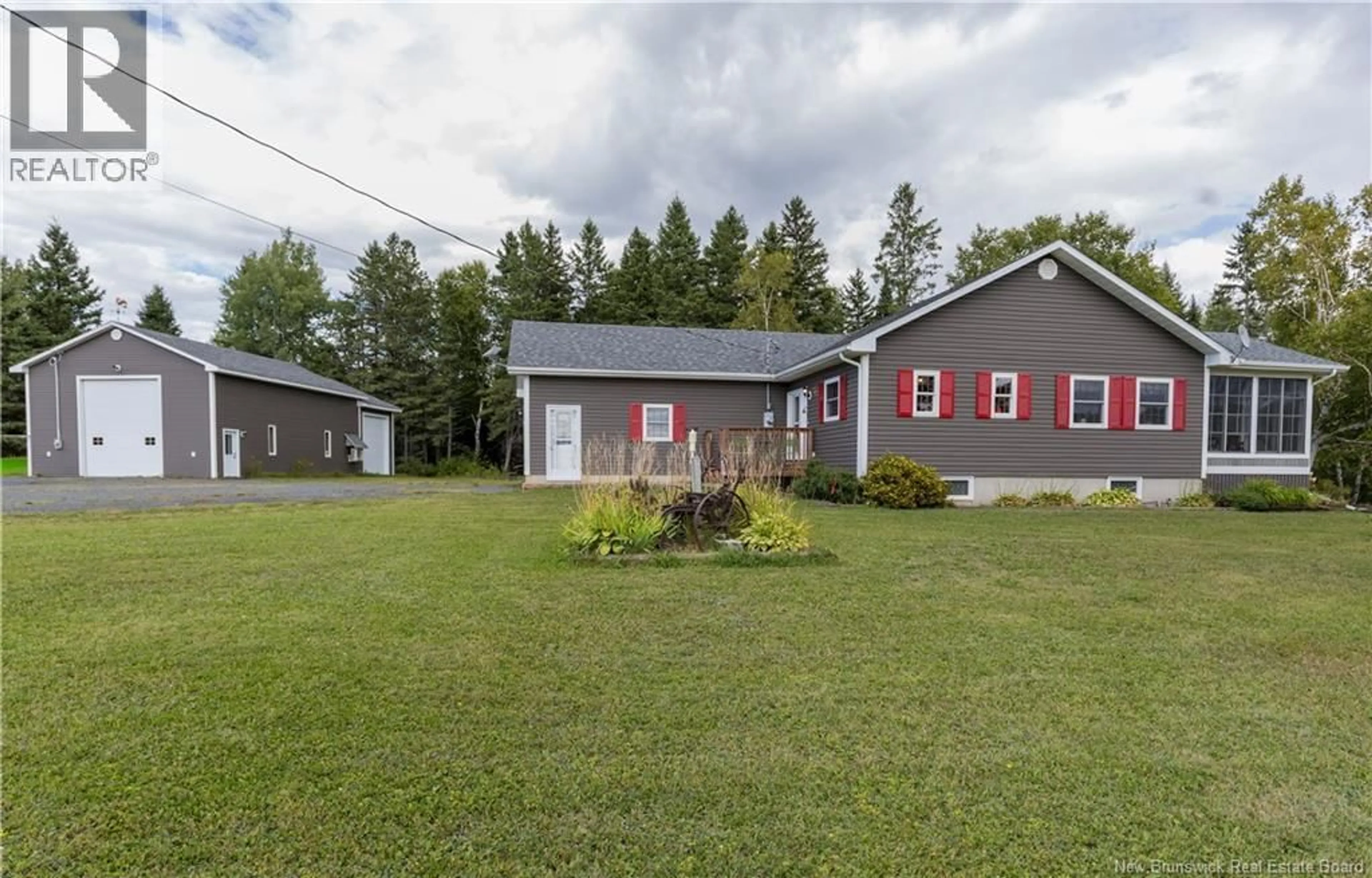 A pic from outside/outdoor area/front of a property/back of a property/a pic from drone, unknown for 1145 ROUTE 390, Gladwyn New Brunswick E7H4N7