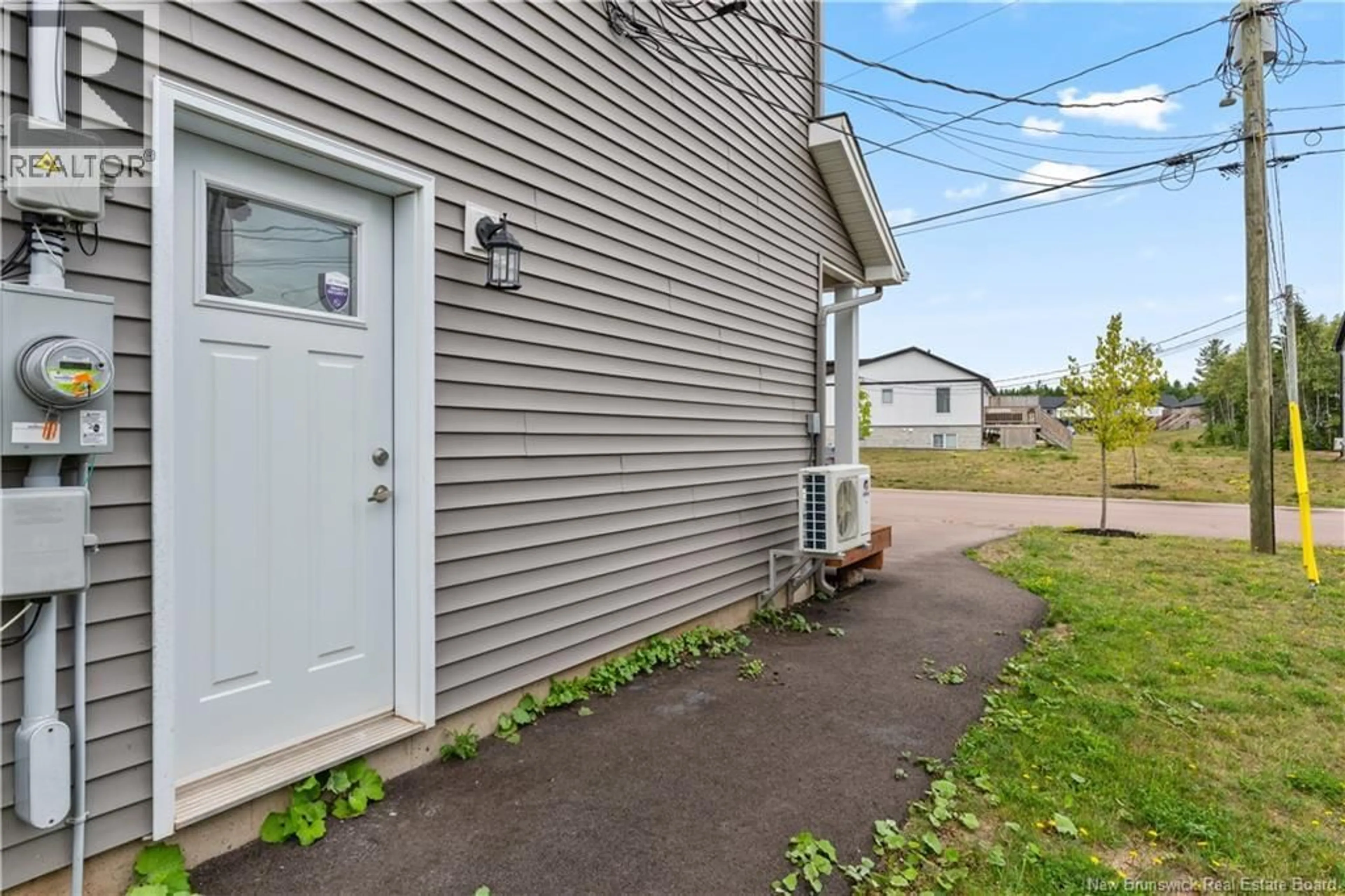 Patio, street for 16 BROOKLYN, Moncton New Brunswick E1A7E8