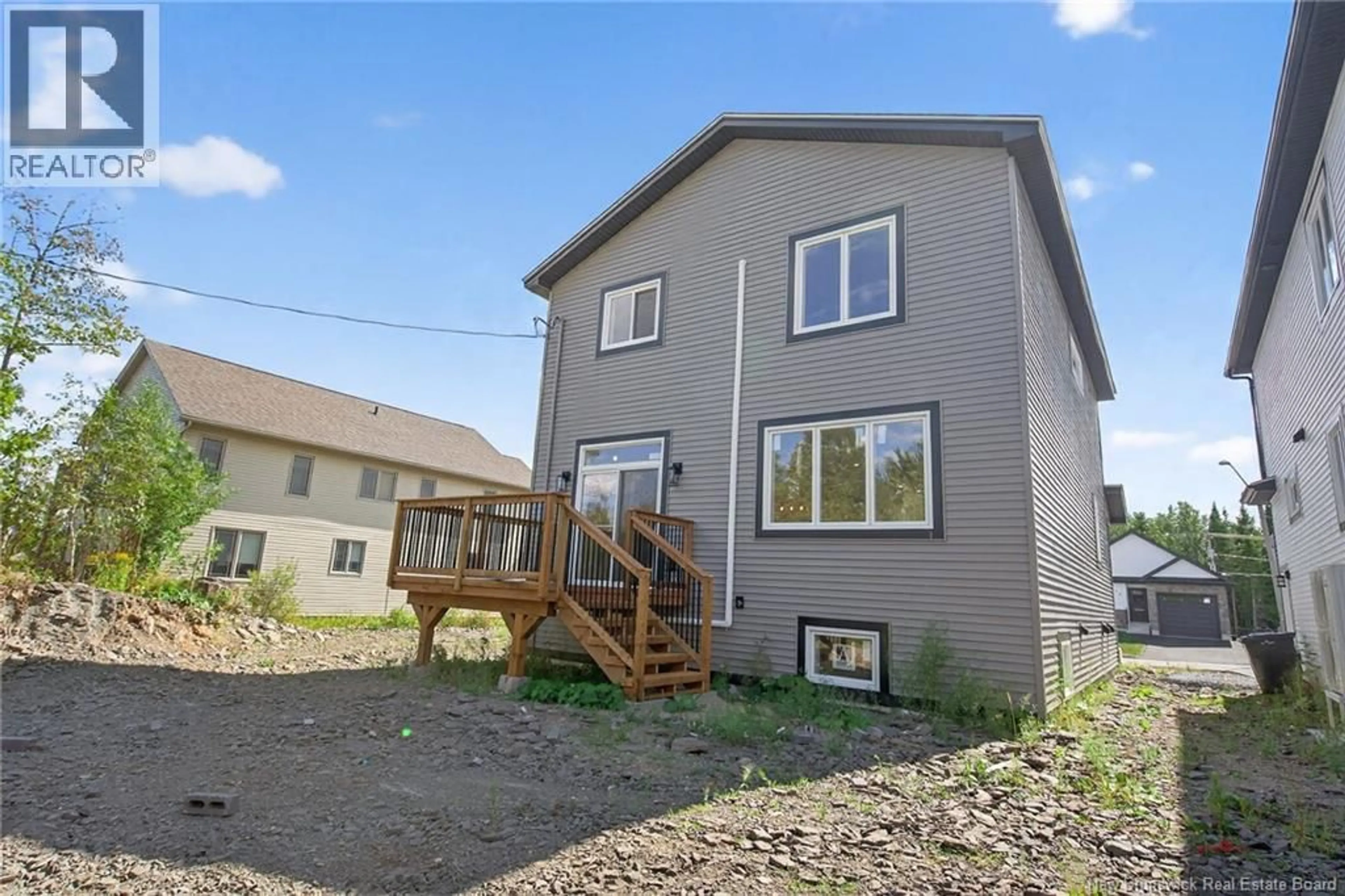 Patio, building for 18 WEAVERS WAY, Fredericton New Brunswick E3A3P8