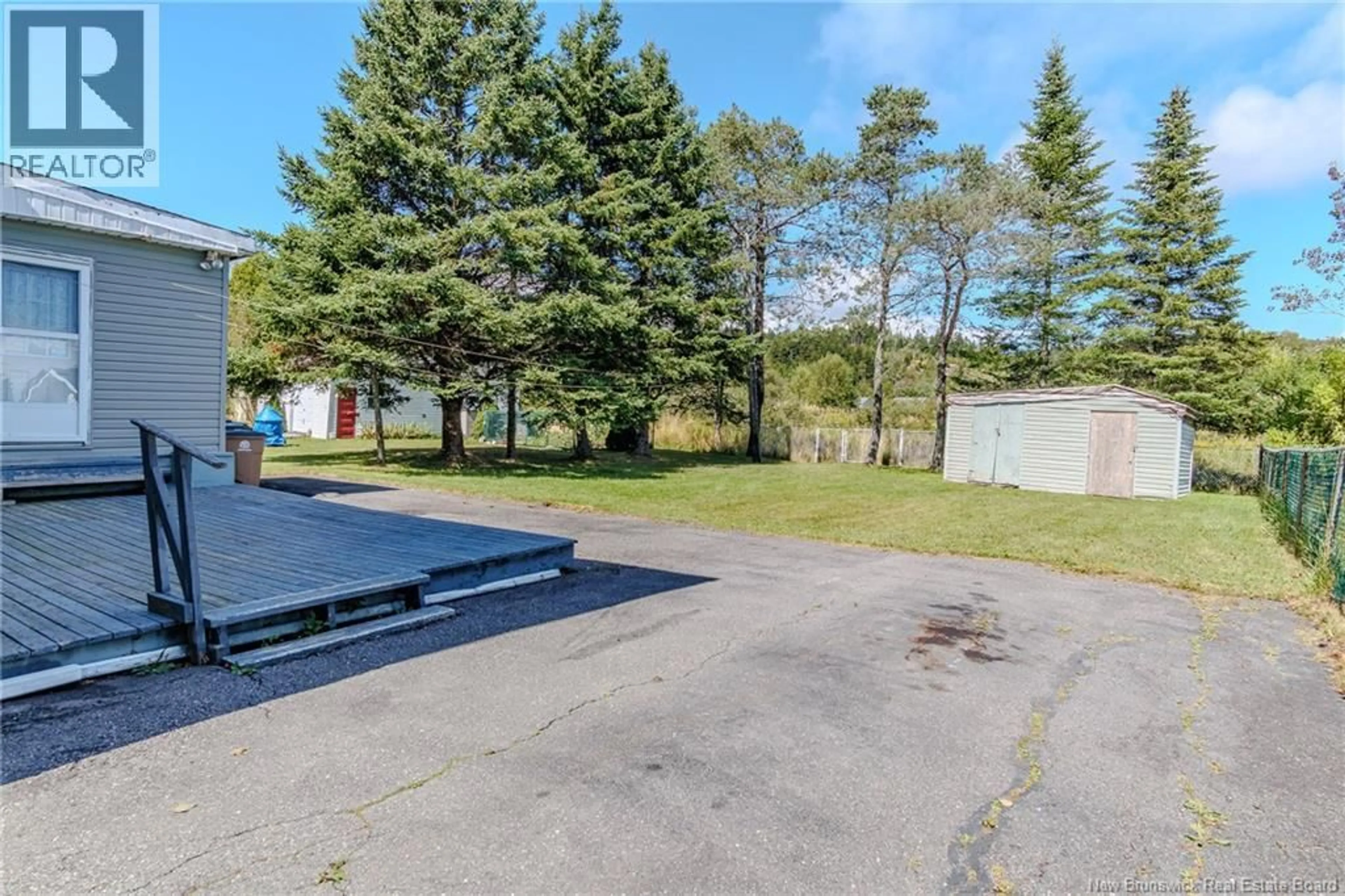 A pic from outside/outdoor area/front of a property/back of a property/a pic from drone, unknown for 81 BROADWAY AVENUE, Saint John New Brunswick E2H1Z9