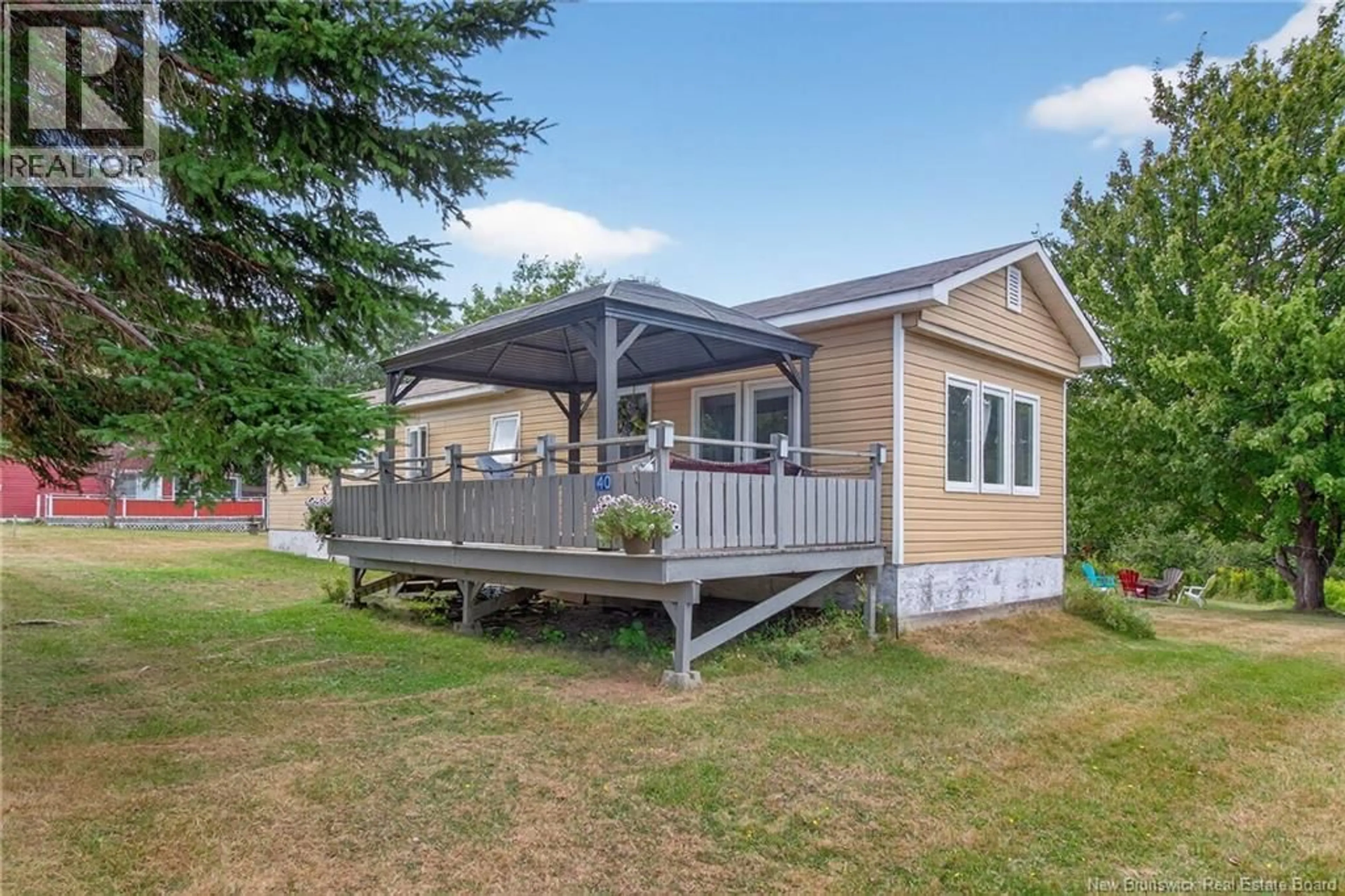 Home with vinyl exterior material, water/lake/river/ocean view for 40 DONALD STREET, Grande-Digue New Brunswick E4R4G5